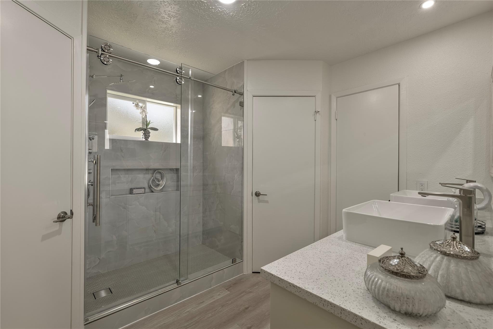 14246 Bateau Drive Property Photo 14