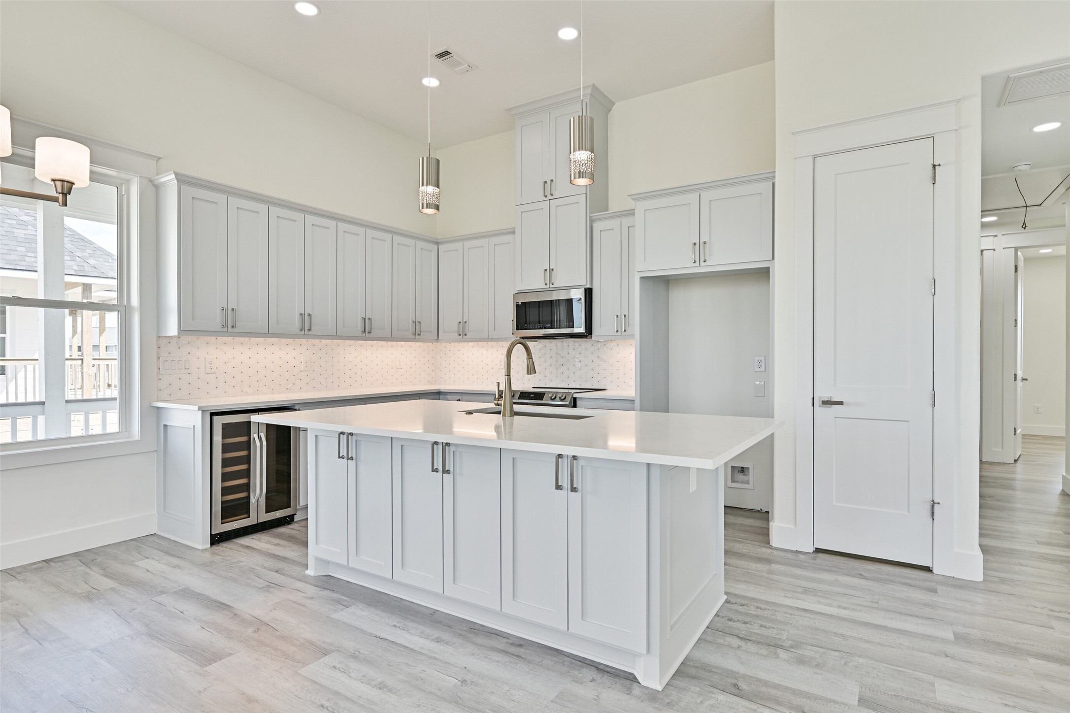 25231 Sausalito Drive Property Photo 12