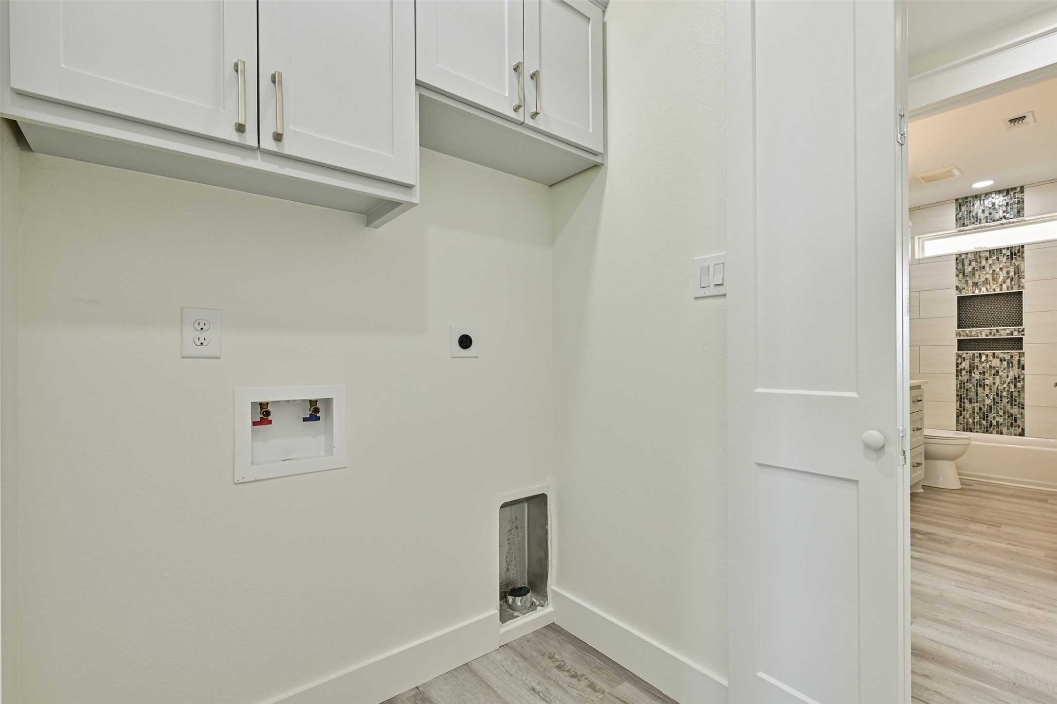 25231 Sausalito Drive Property Photo 19