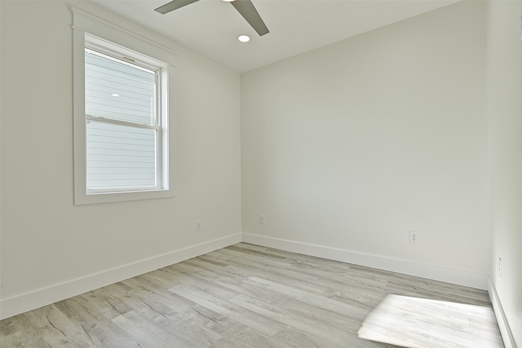 25231 Sausalito Drive Property Photo 31