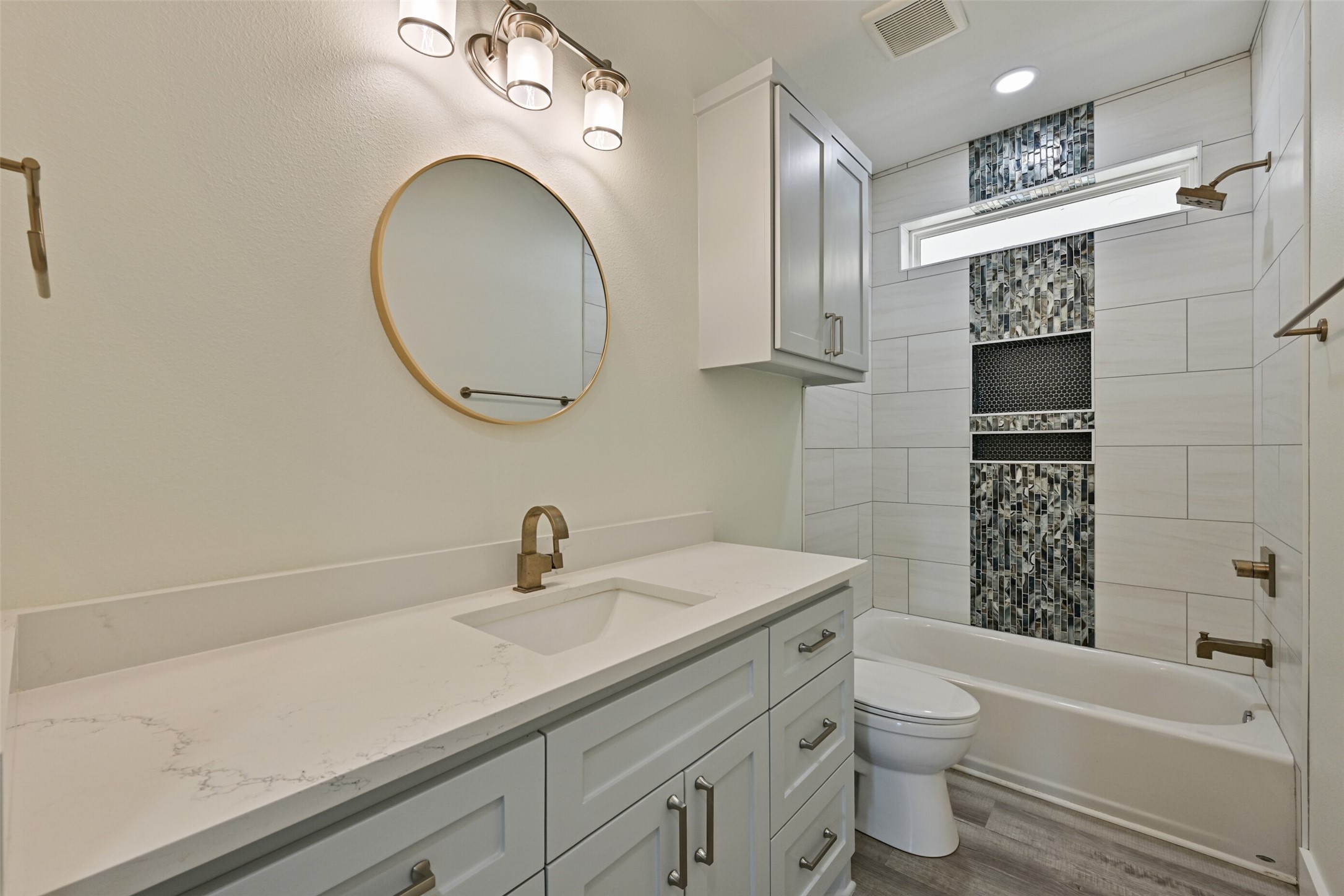 25231 Sausalito Drive Property Photo 33