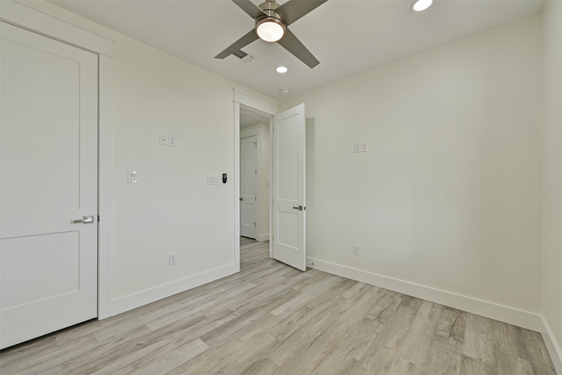 25231 Sausalito Drive Property Photo 35