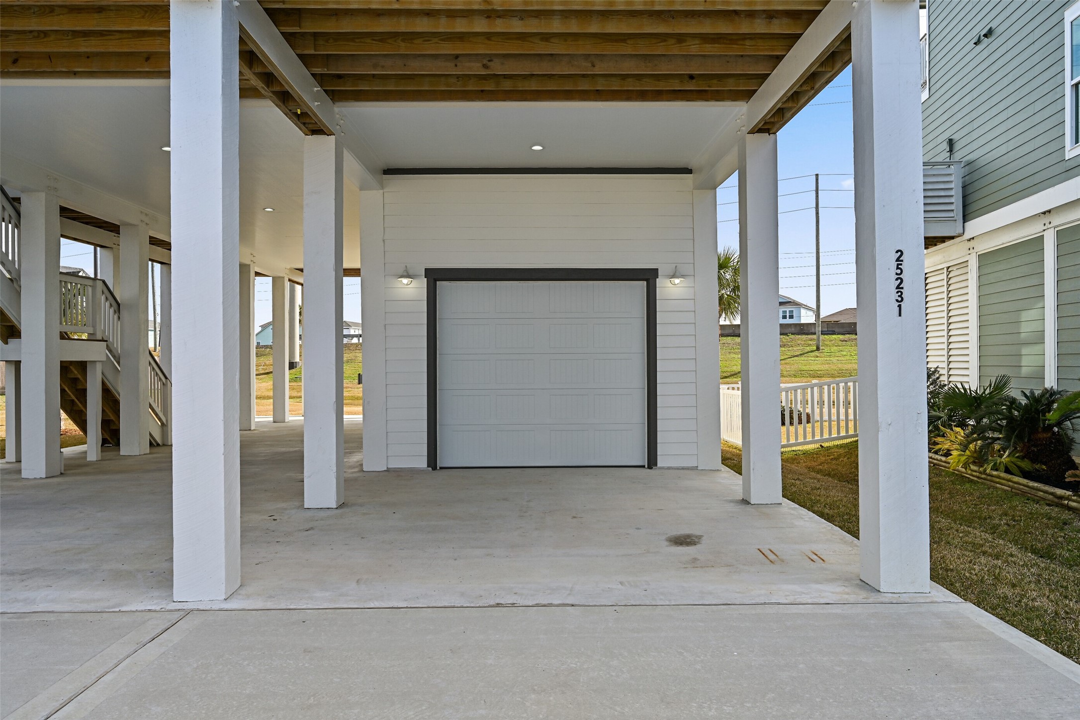 25231 Sausalito Drive Property Photo 39