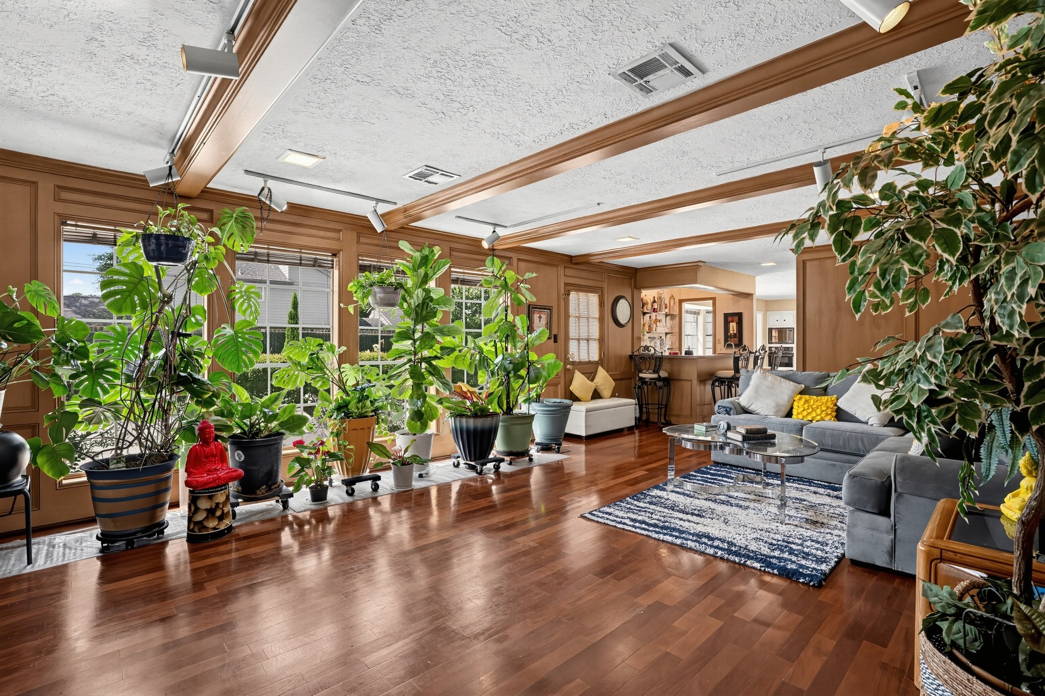 16211 N Greenfield Drive Property Photo 9