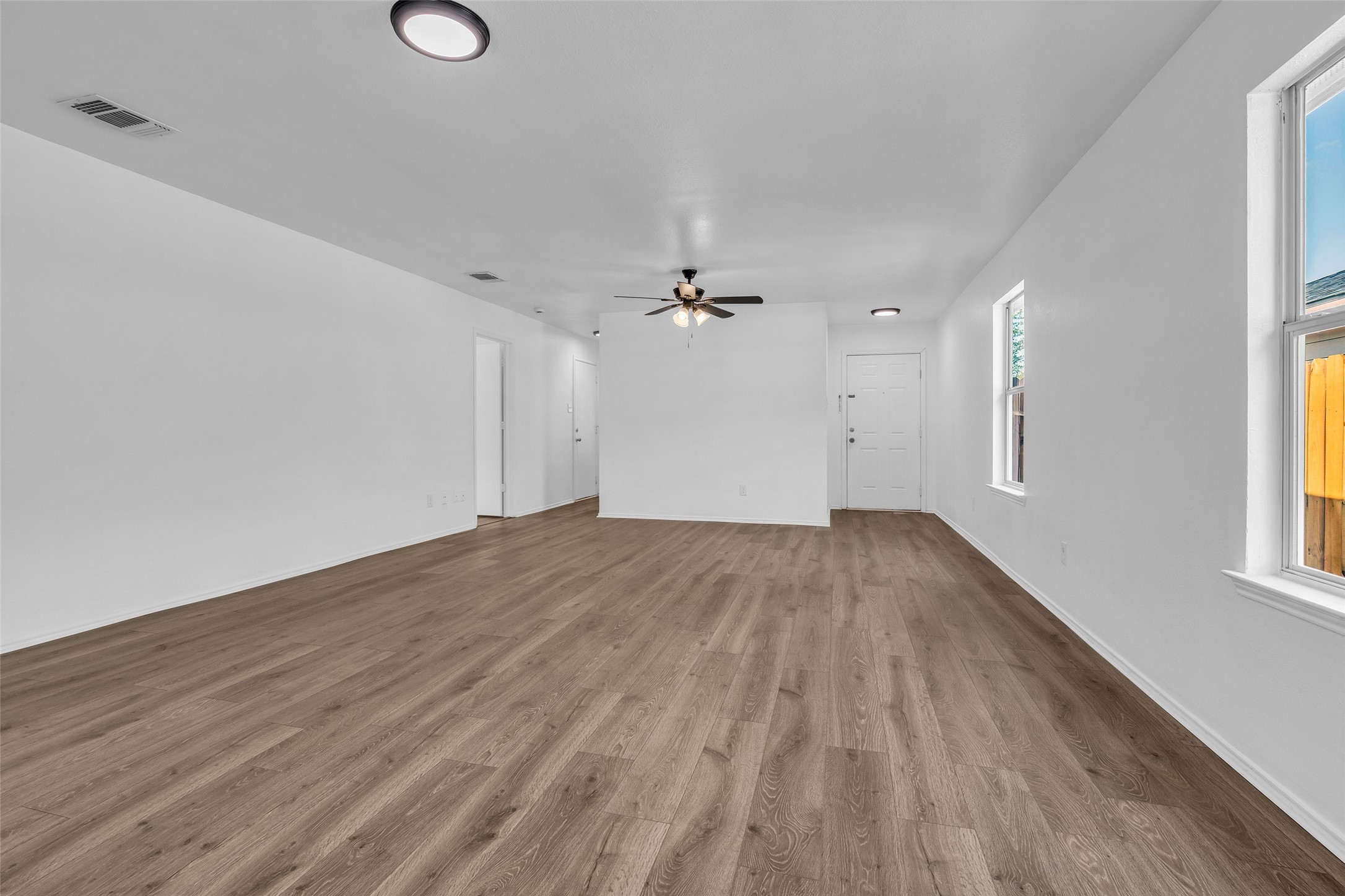 5239 Roth Forest Lane Property Photo 4