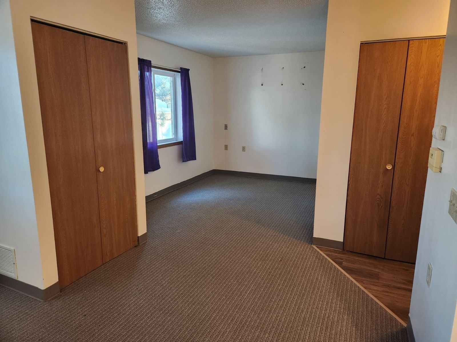 1011 6th Ave Property Photo 6