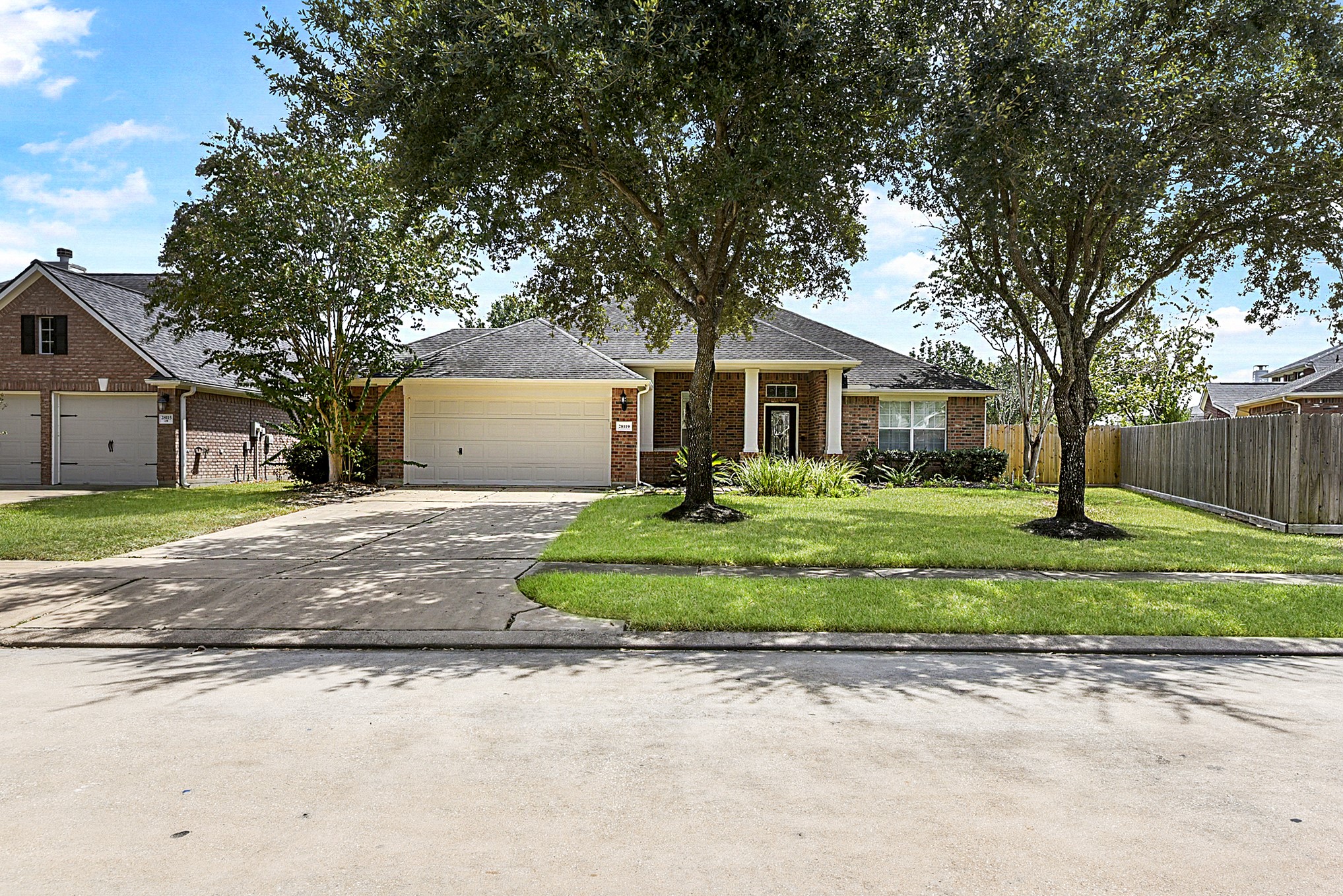 28119 Rusty Hawthorne Drive Property Photo 1