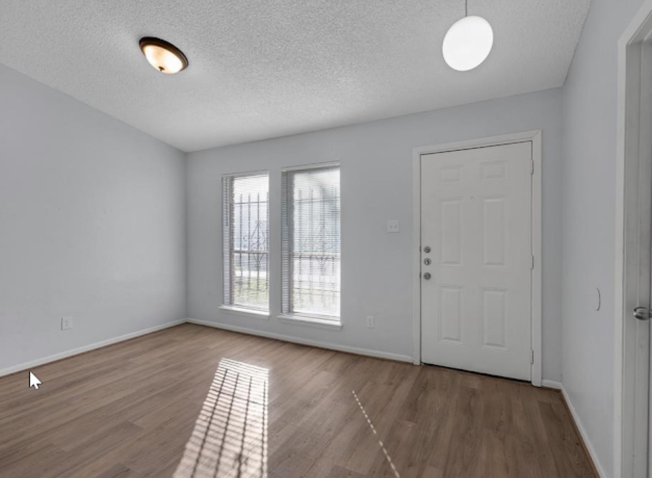 5759 Easthampton Drive B Property Photo 10