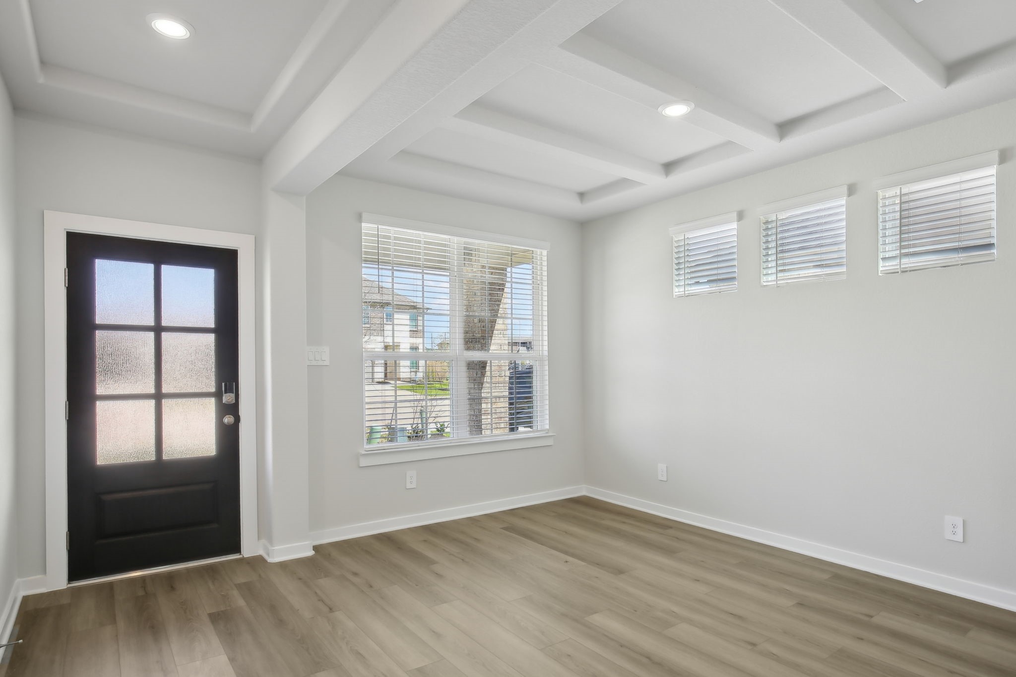 14207 Rolling Pastures Drive Property Photo 3