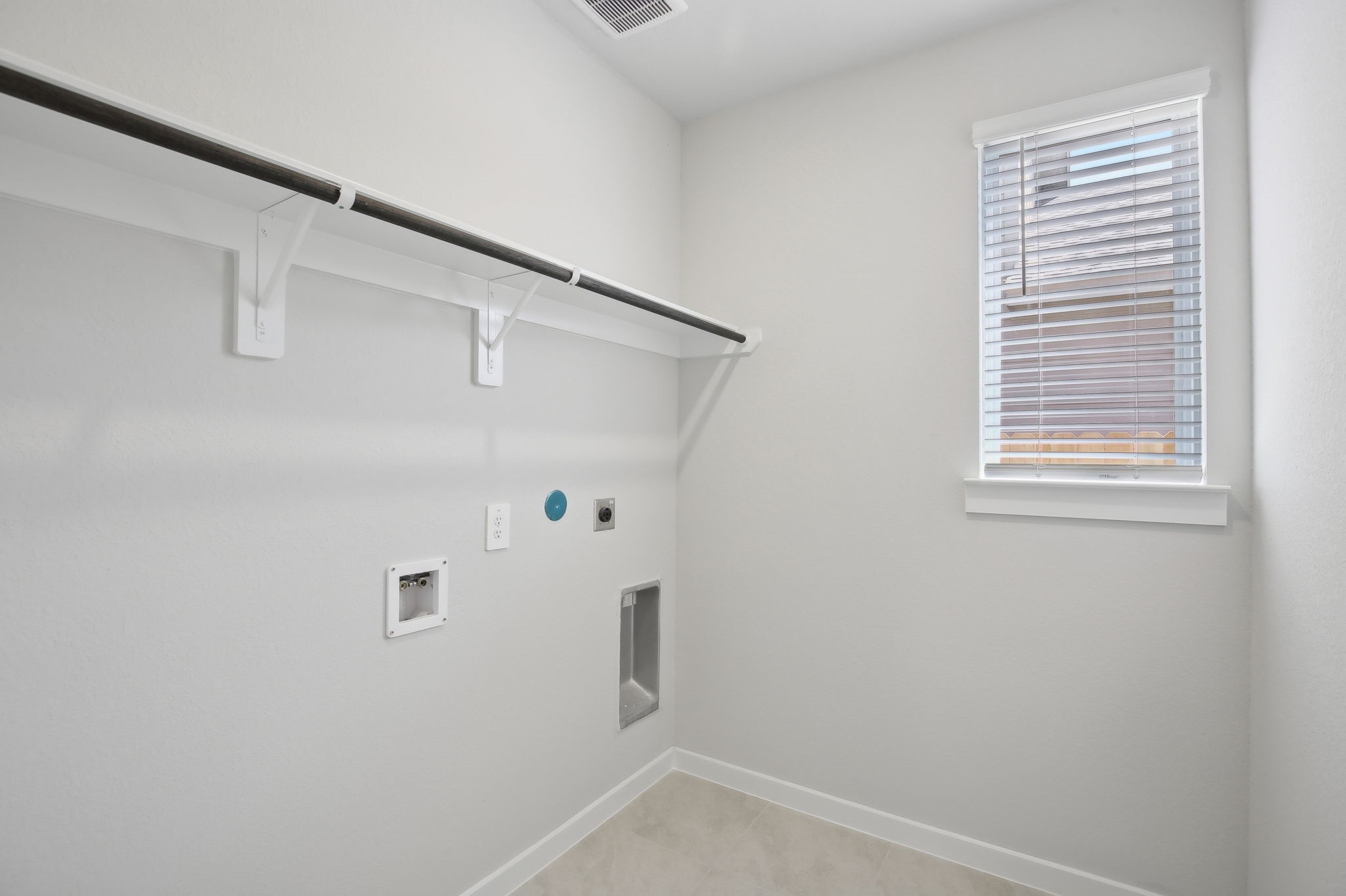 14207 Rolling Pastures Drive Property Photo 7