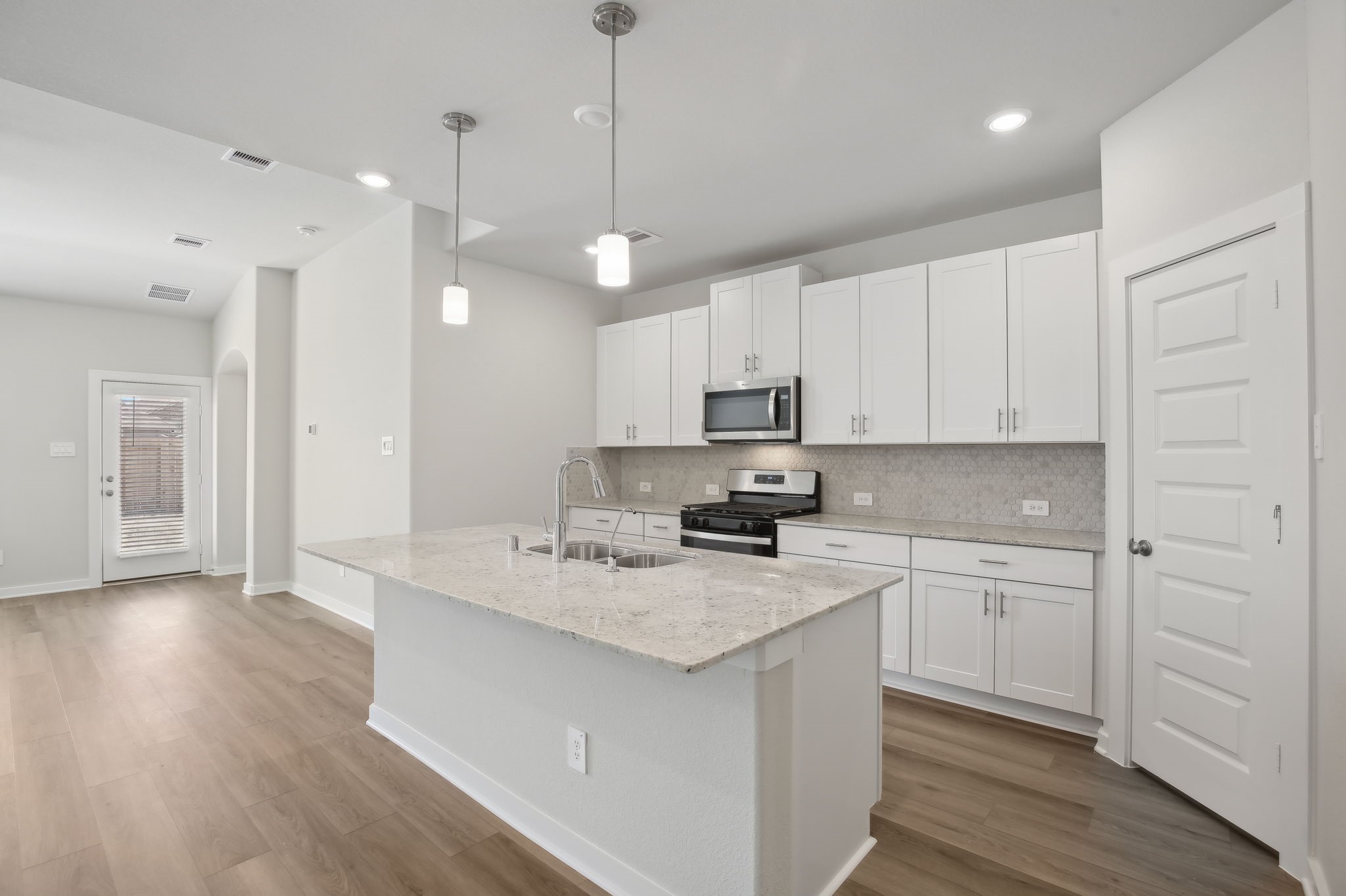 14207 Rolling Pastures Drive Property Photo 11