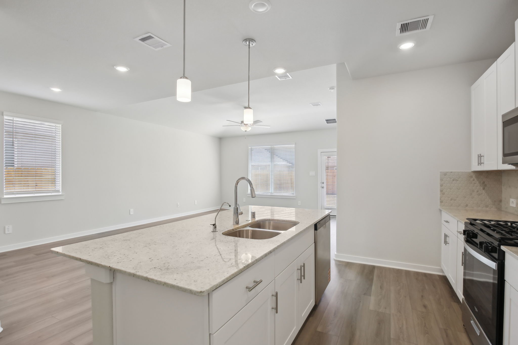 14207 Rolling Pastures Drive Property Photo 13