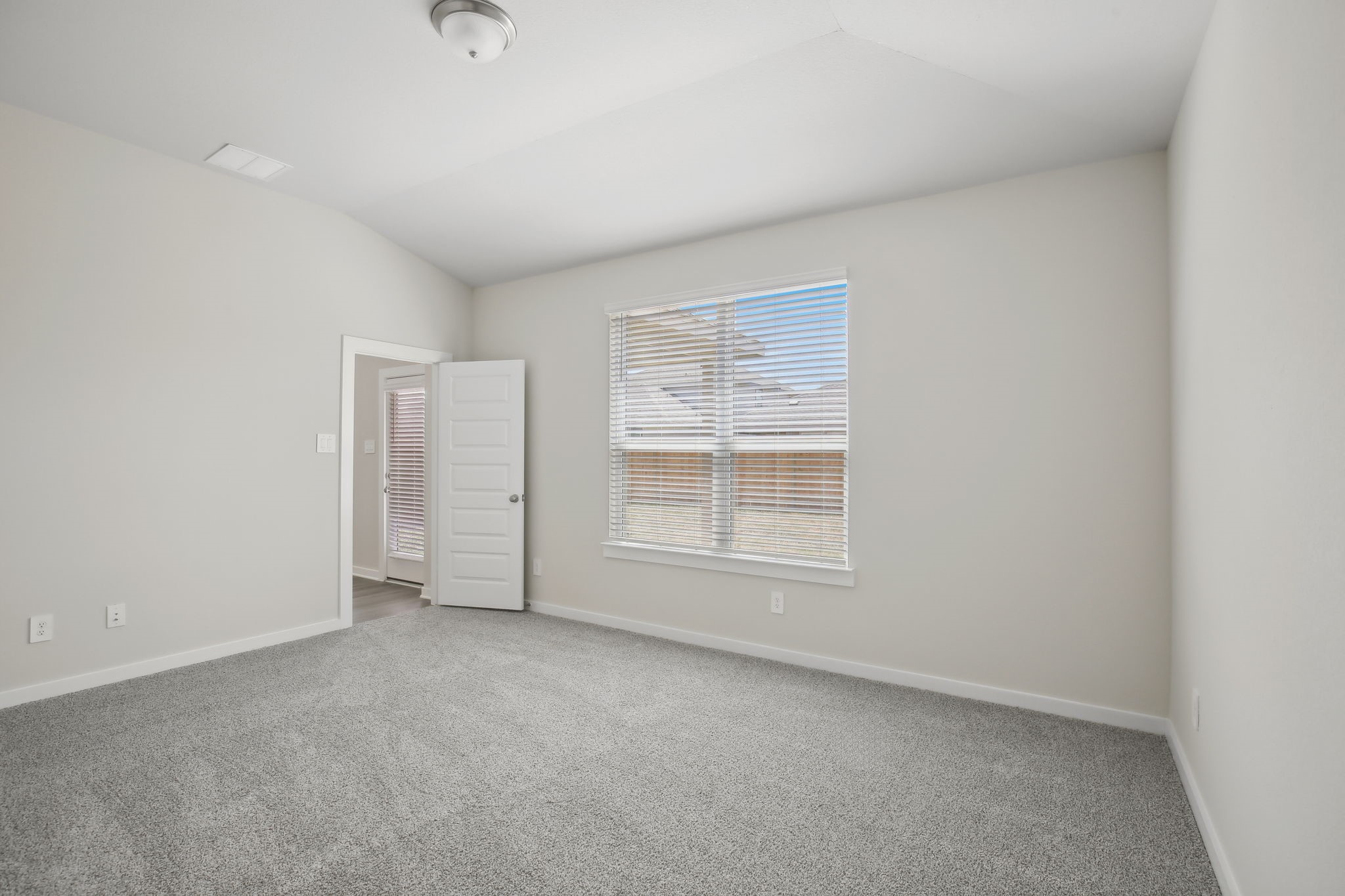 14207 Rolling Pastures Drive Property Photo 24