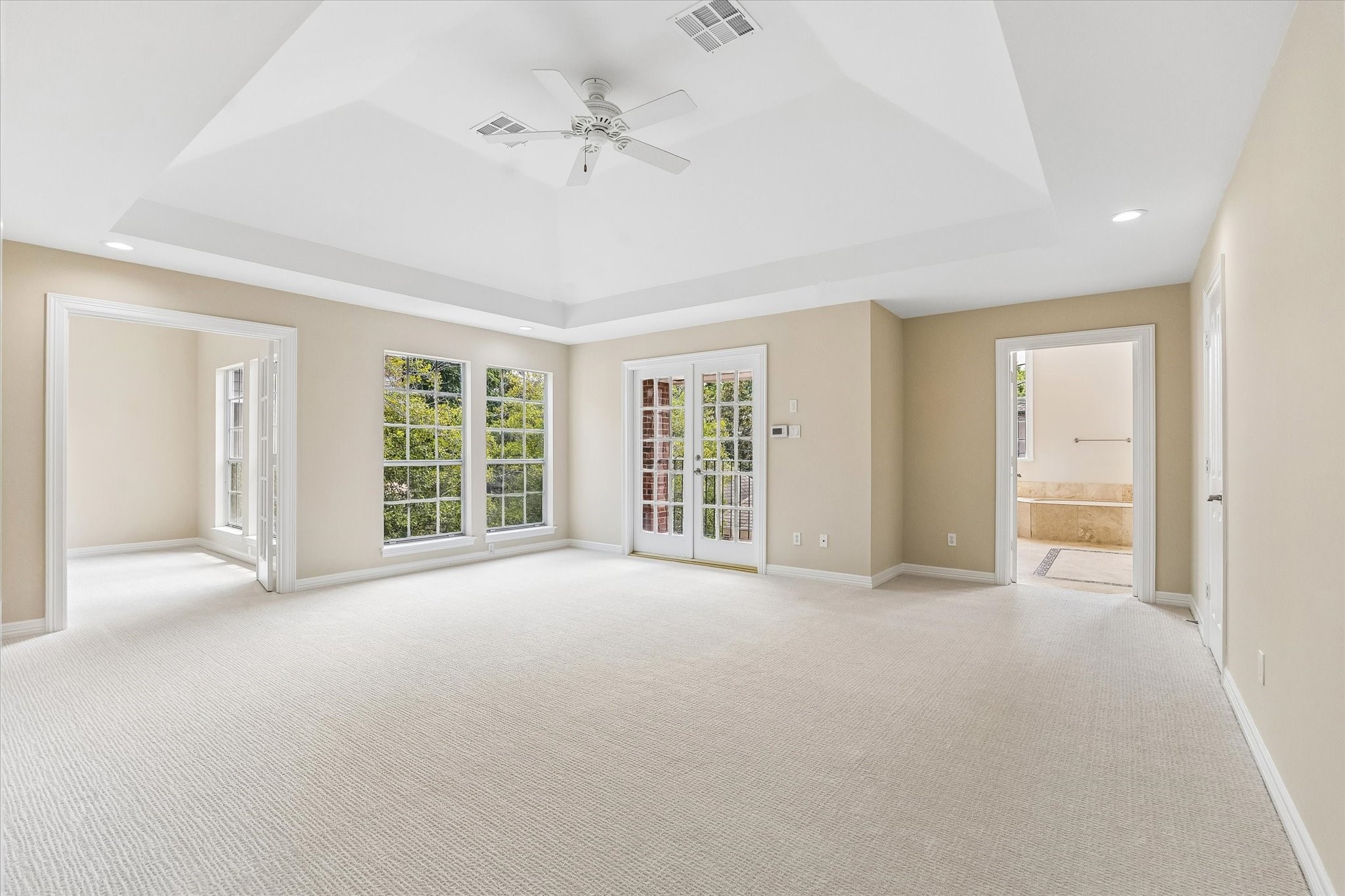 1613 Norfolk Street Property Photo 15