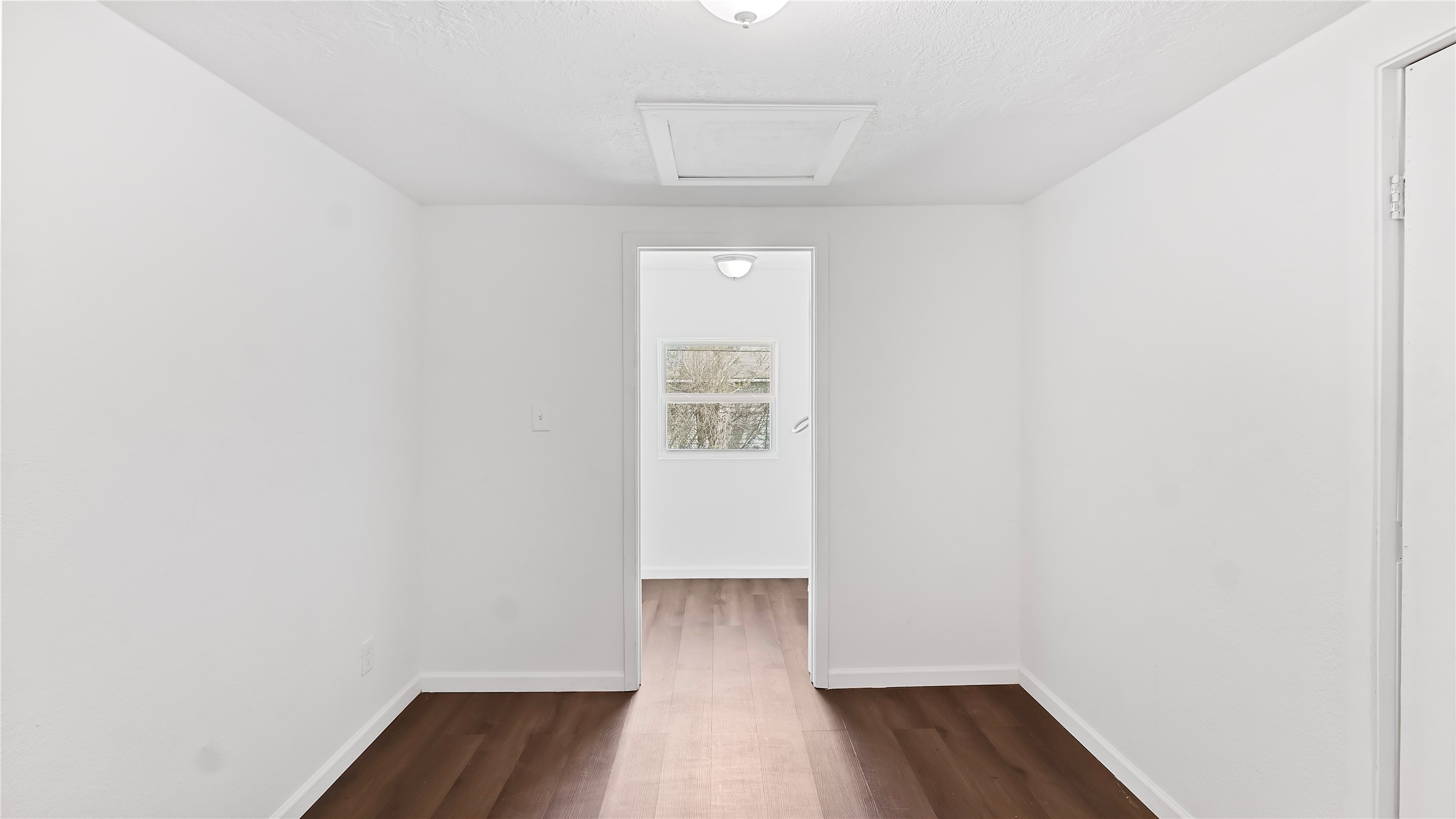 410 Clinton Park Street Property Photo 15