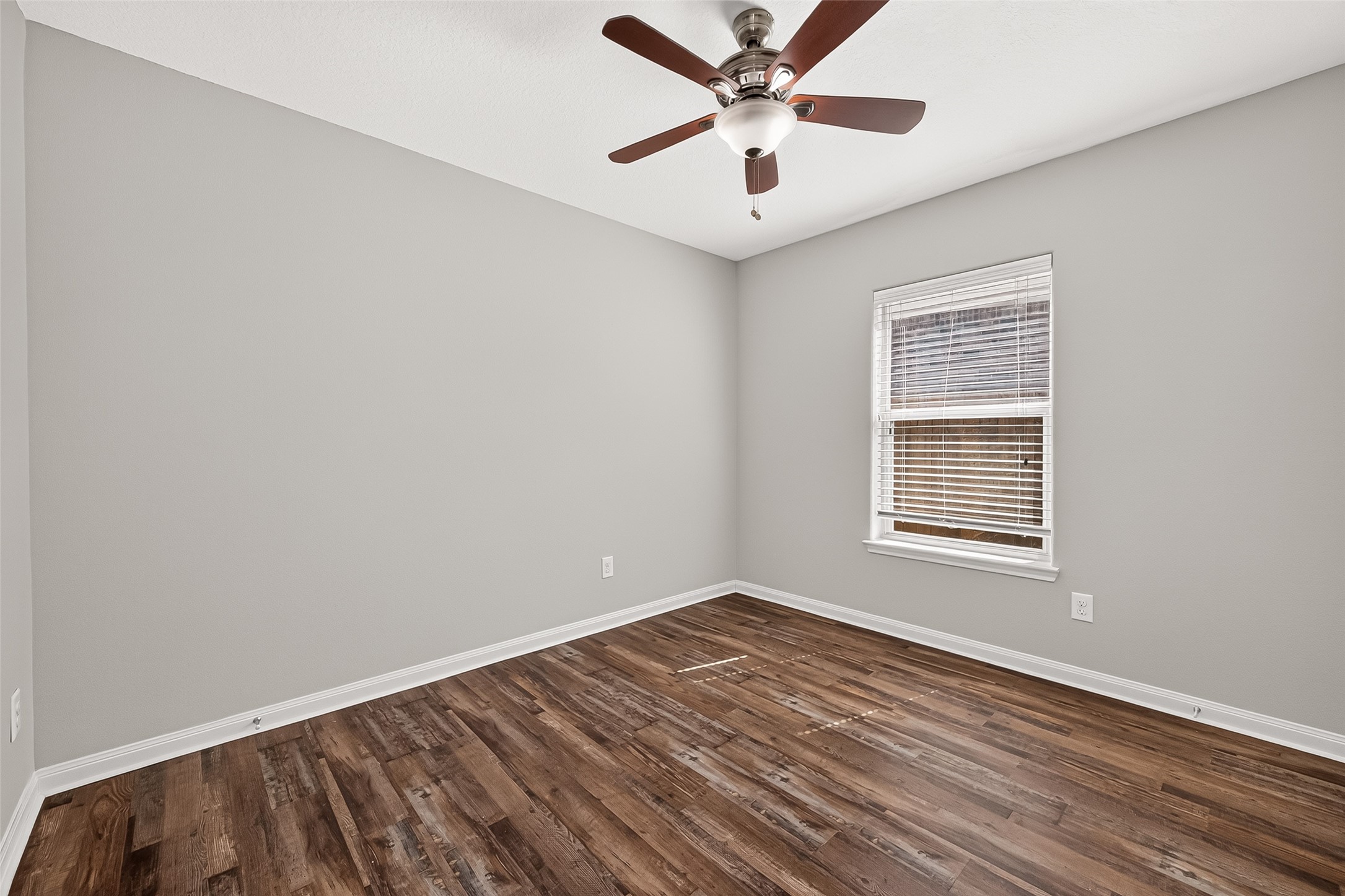 38206 S Lost Creek Boulevard Property Photo 20