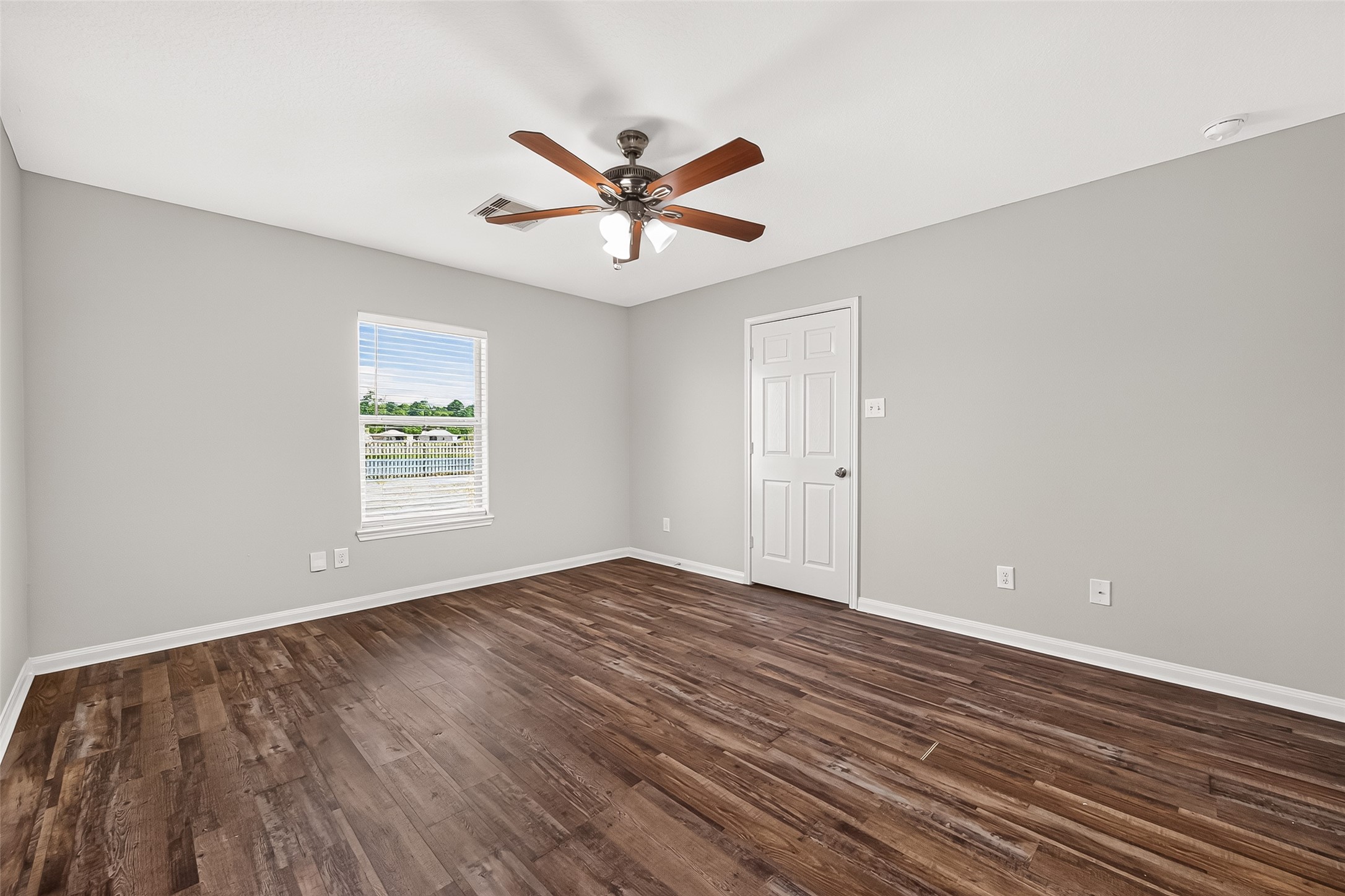 38206 S Lost Creek Boulevard Property Photo 31