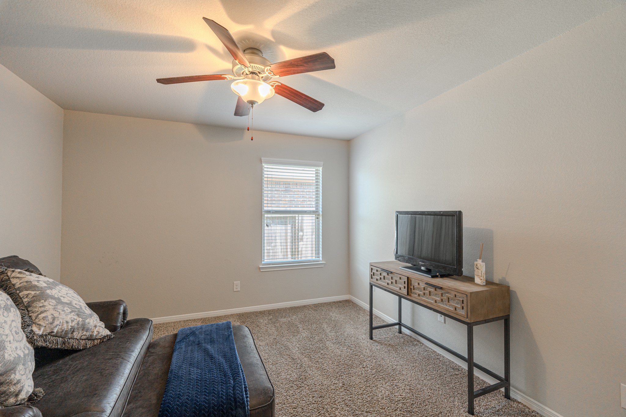 14207 Irvine Ranch Trail Property Photo 20