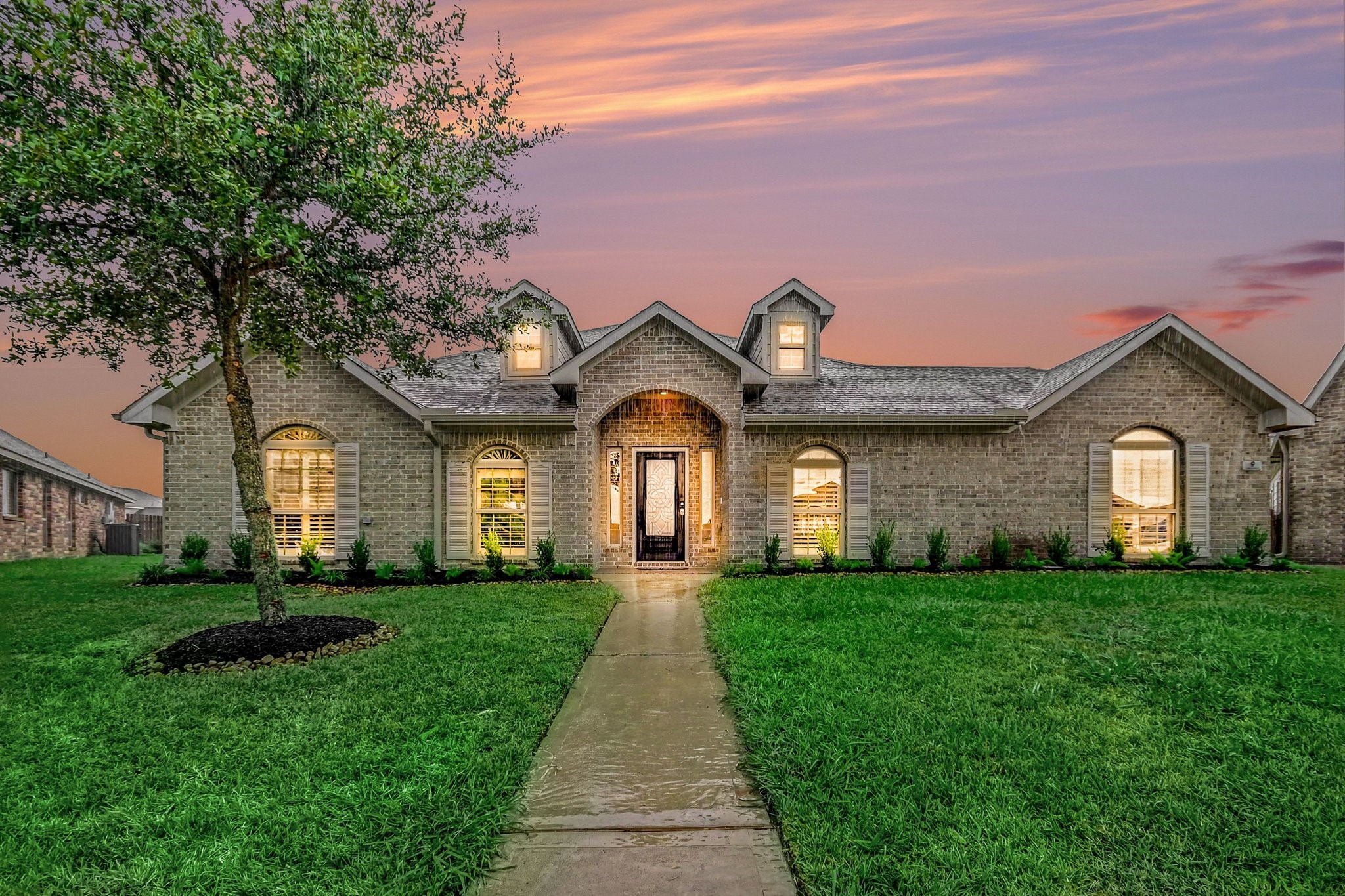 9 Cypress Point Court Property Photo 1