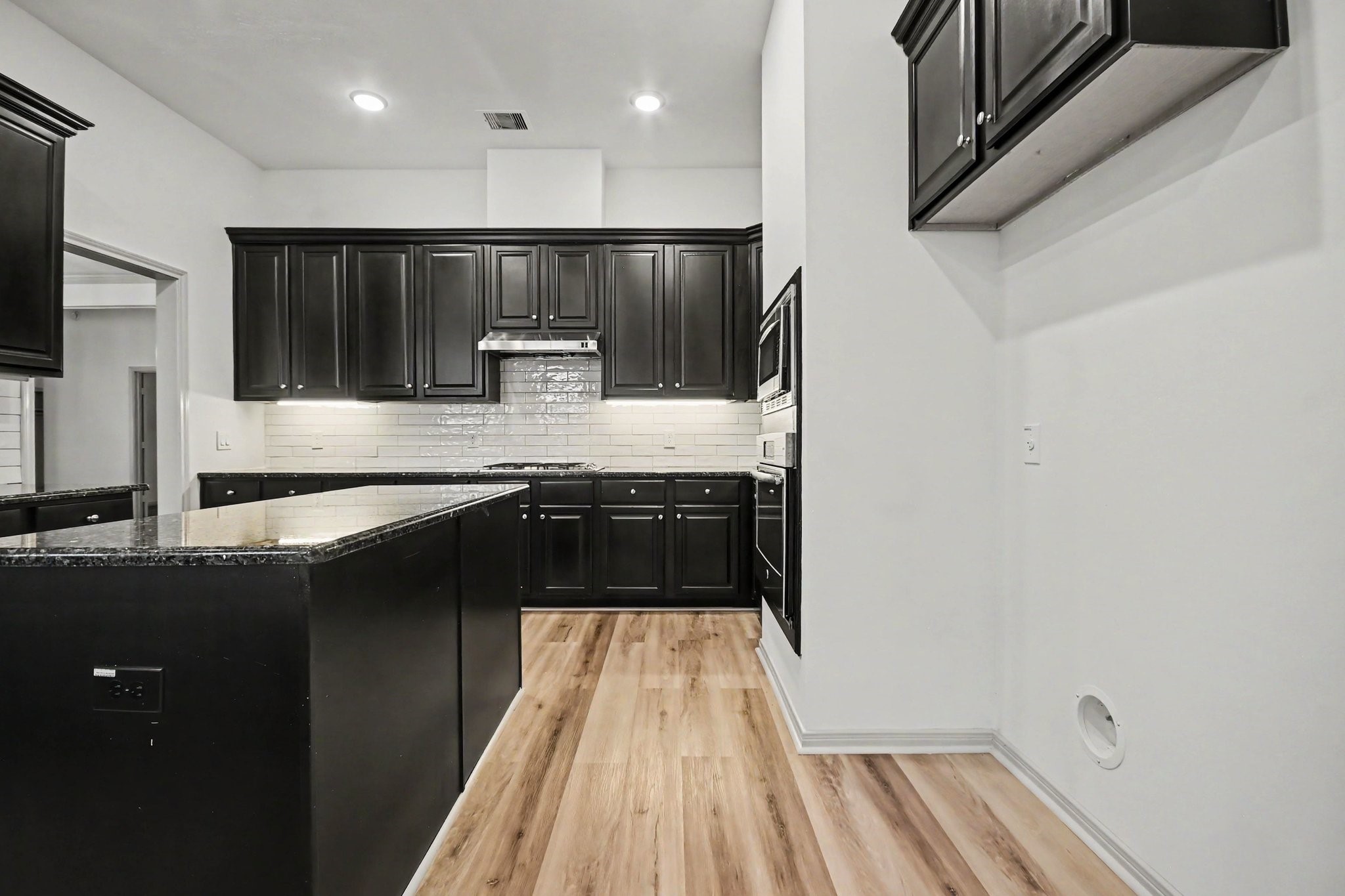 9 Cypress Point Court Property Photo 16
