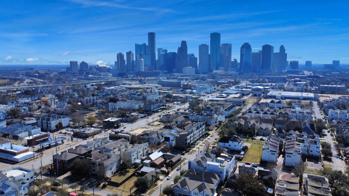 1810 Johnson Street Property Photo