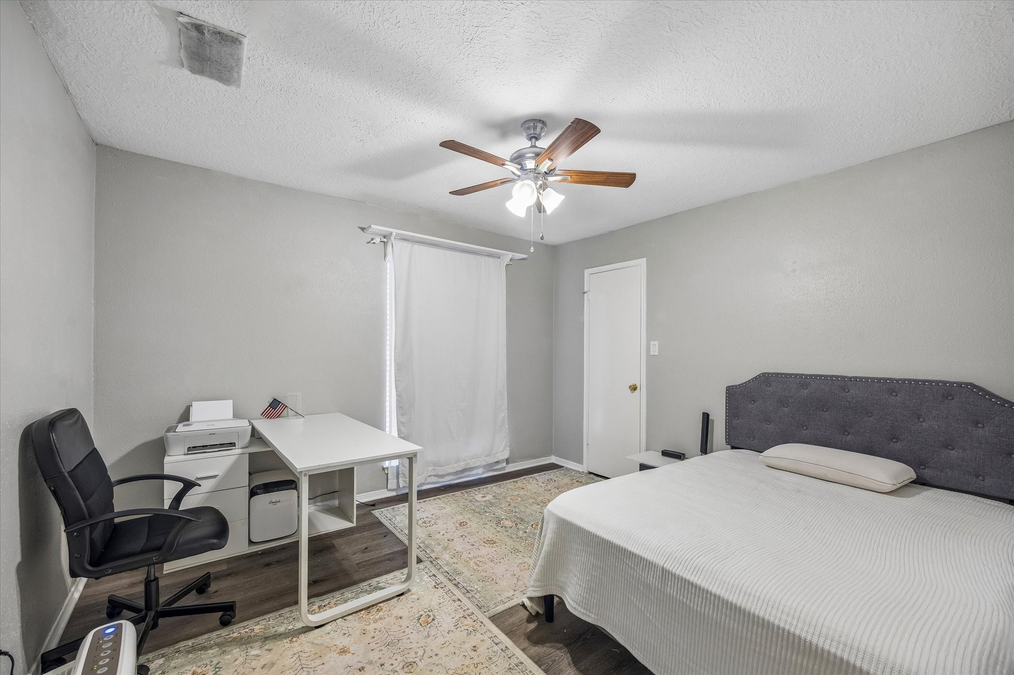 7350 Kirby Drive 6 Property Photo 17