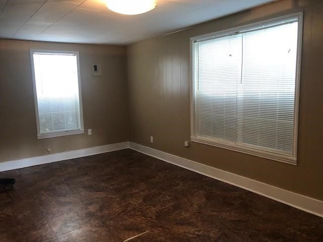 208 1/2 Avenue A Property Photo 7