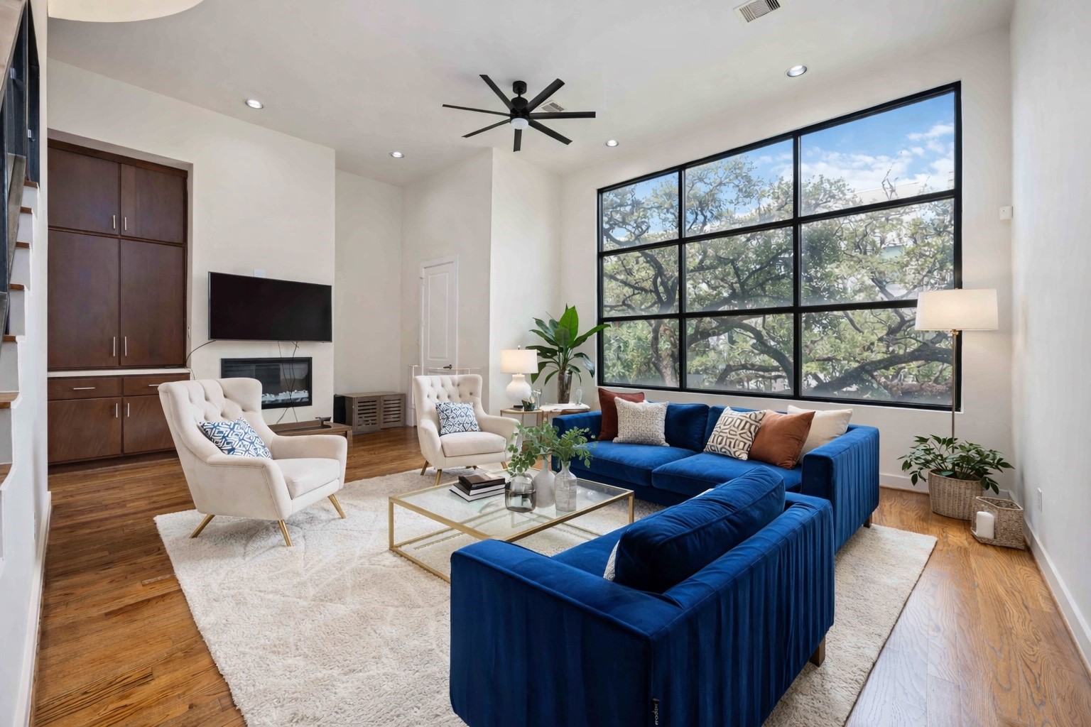 1730 Wentworth Street Property Photo 4