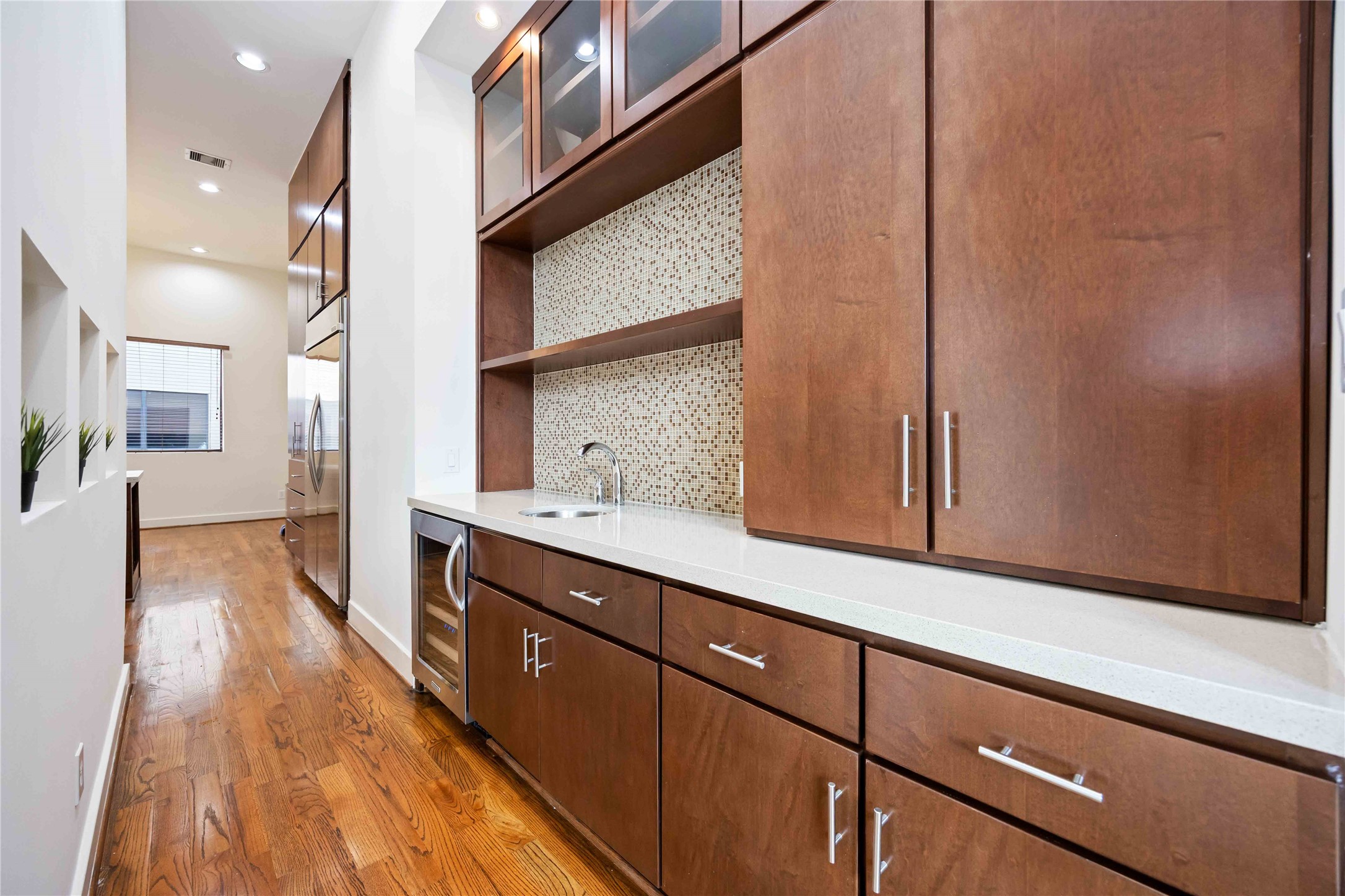 1730 Wentworth Street Property Photo 10