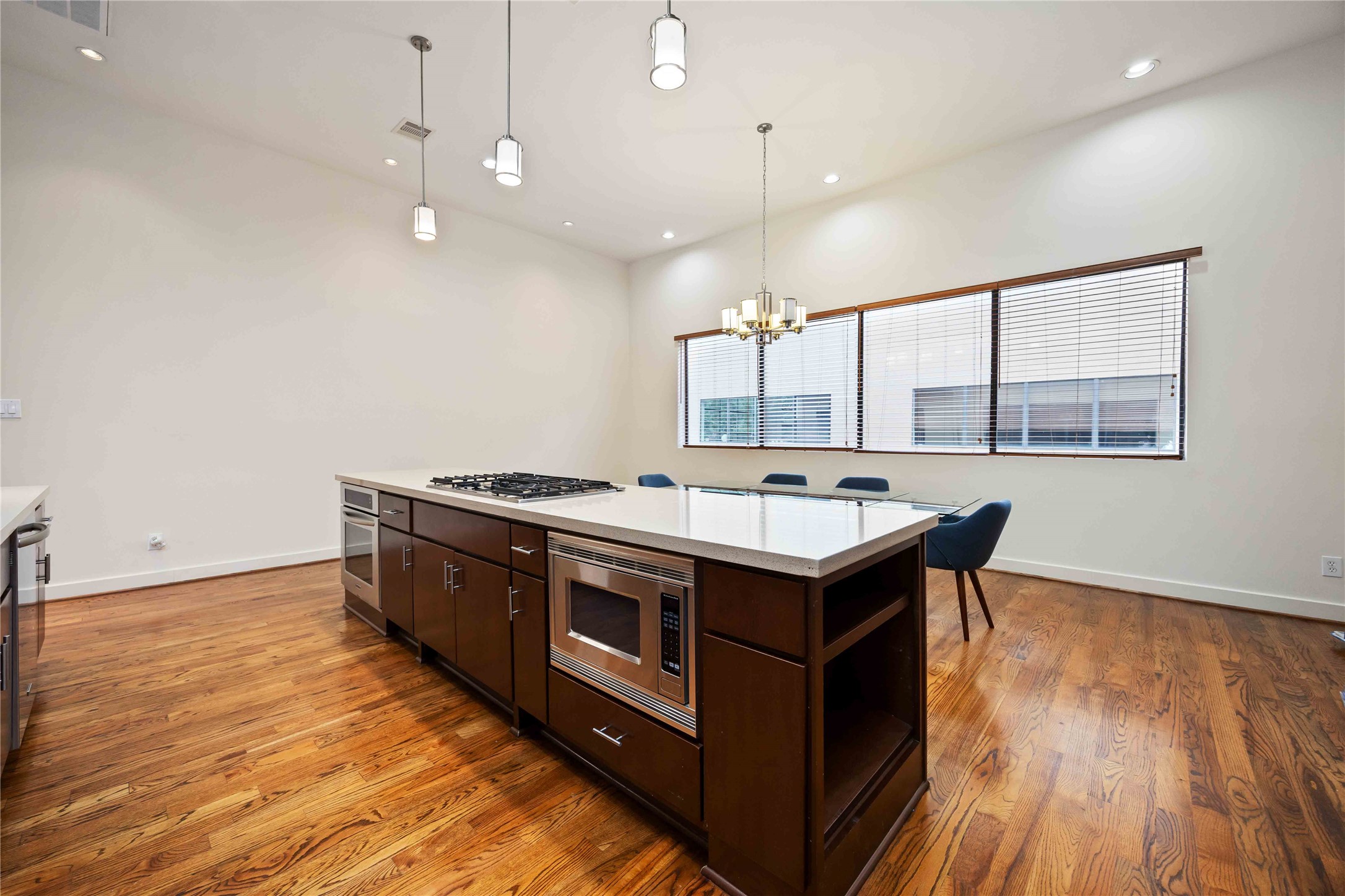 1730 Wentworth Street Property Photo 11