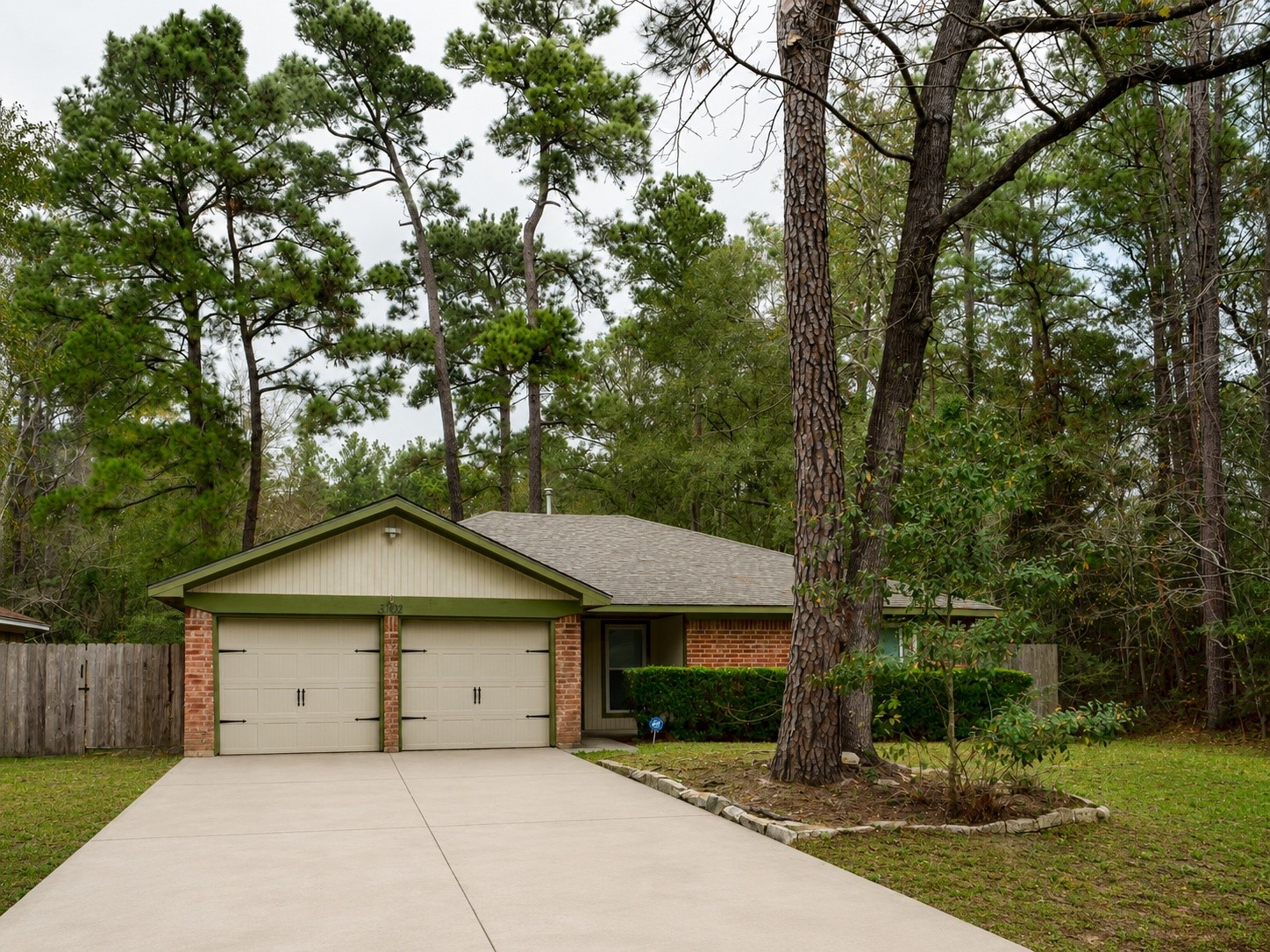 3302 Willie Way Property Photo 1