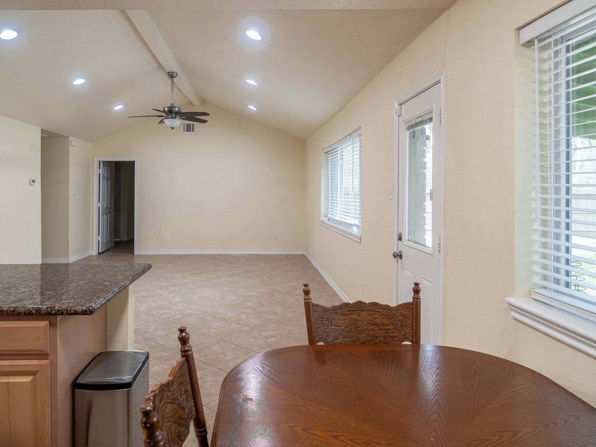 3302 Willie Way Property Photo 14