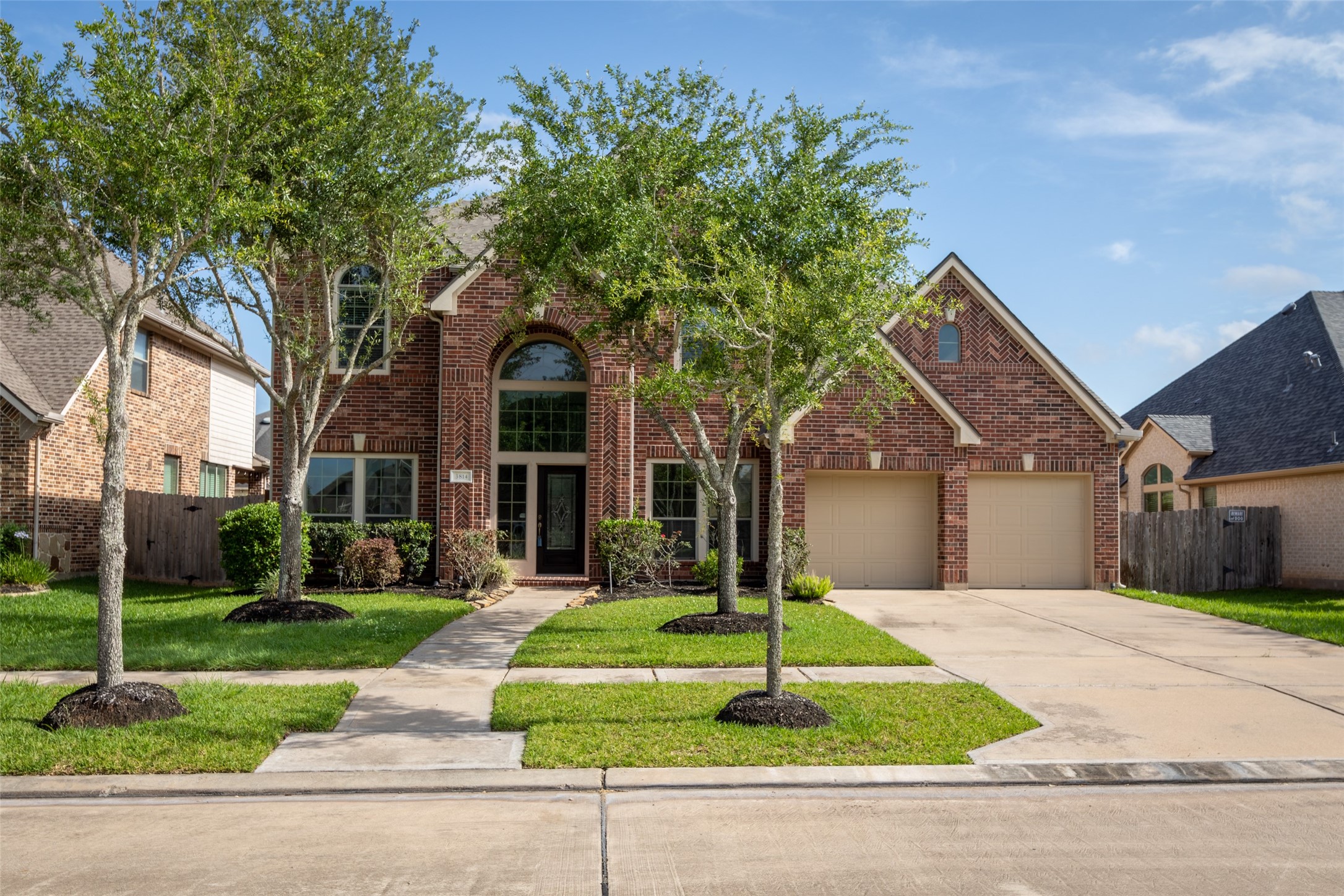 3814 Hunters Gate Court Property Photo 2