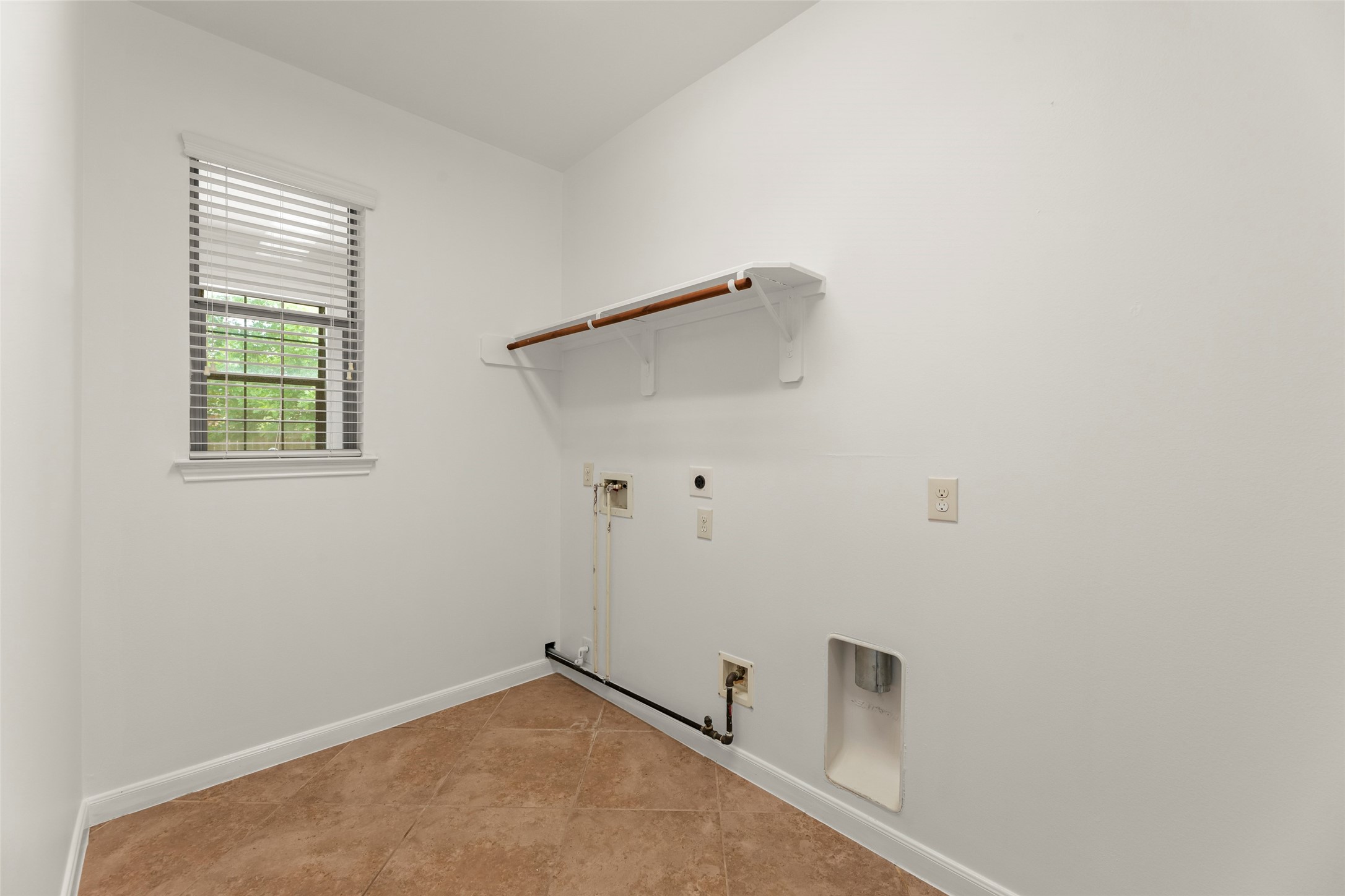 3814 Hunters Gate Court Property Photo 16