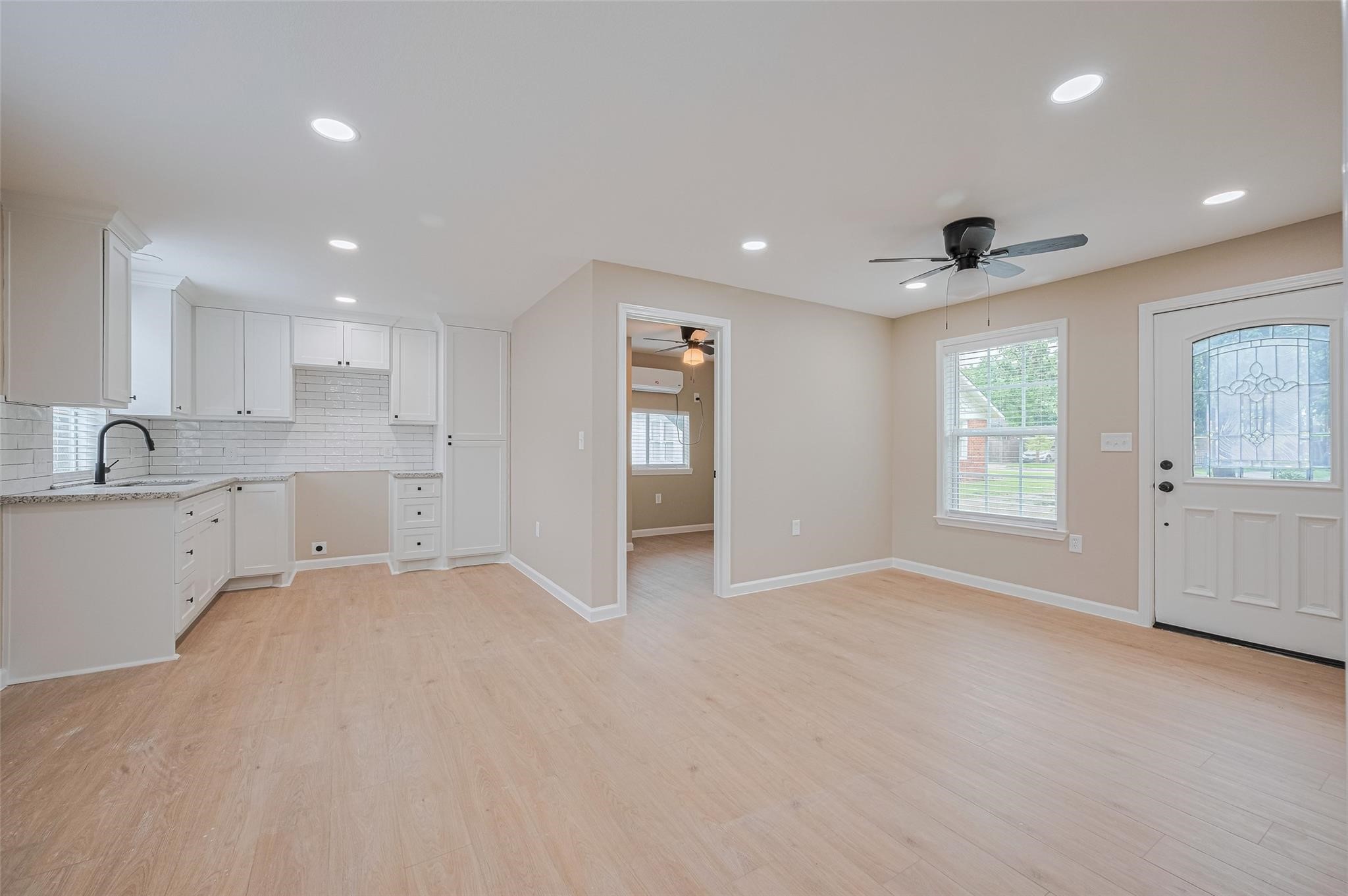 2516 Craigmont Street Property Photo 6