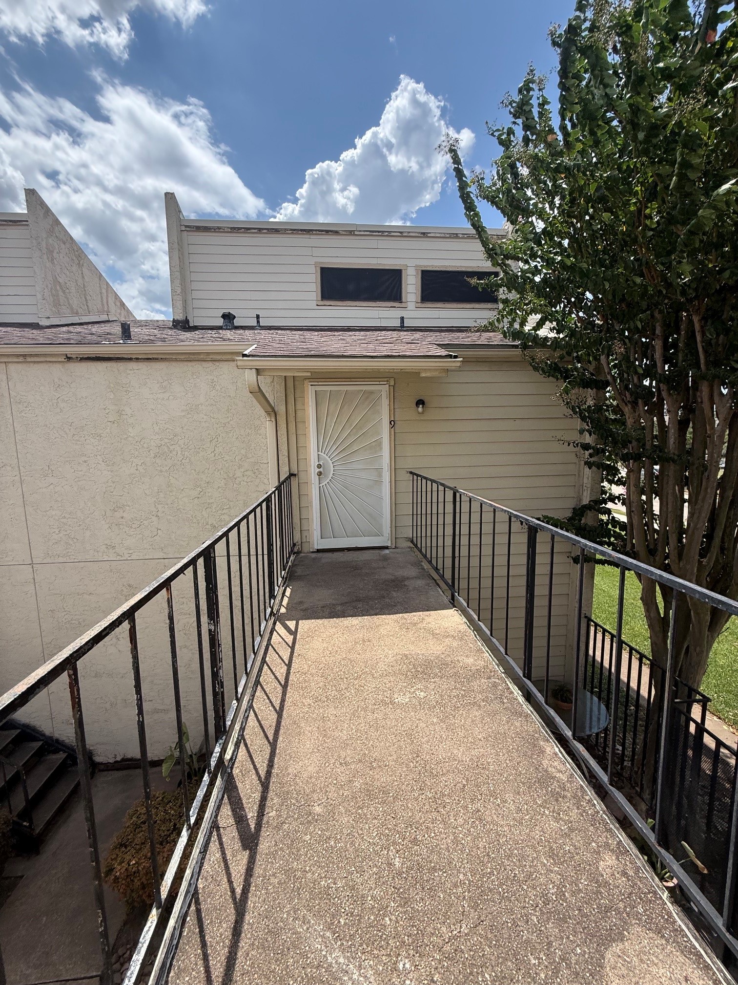 10075 Westpark Drive 9 Property Photo 3