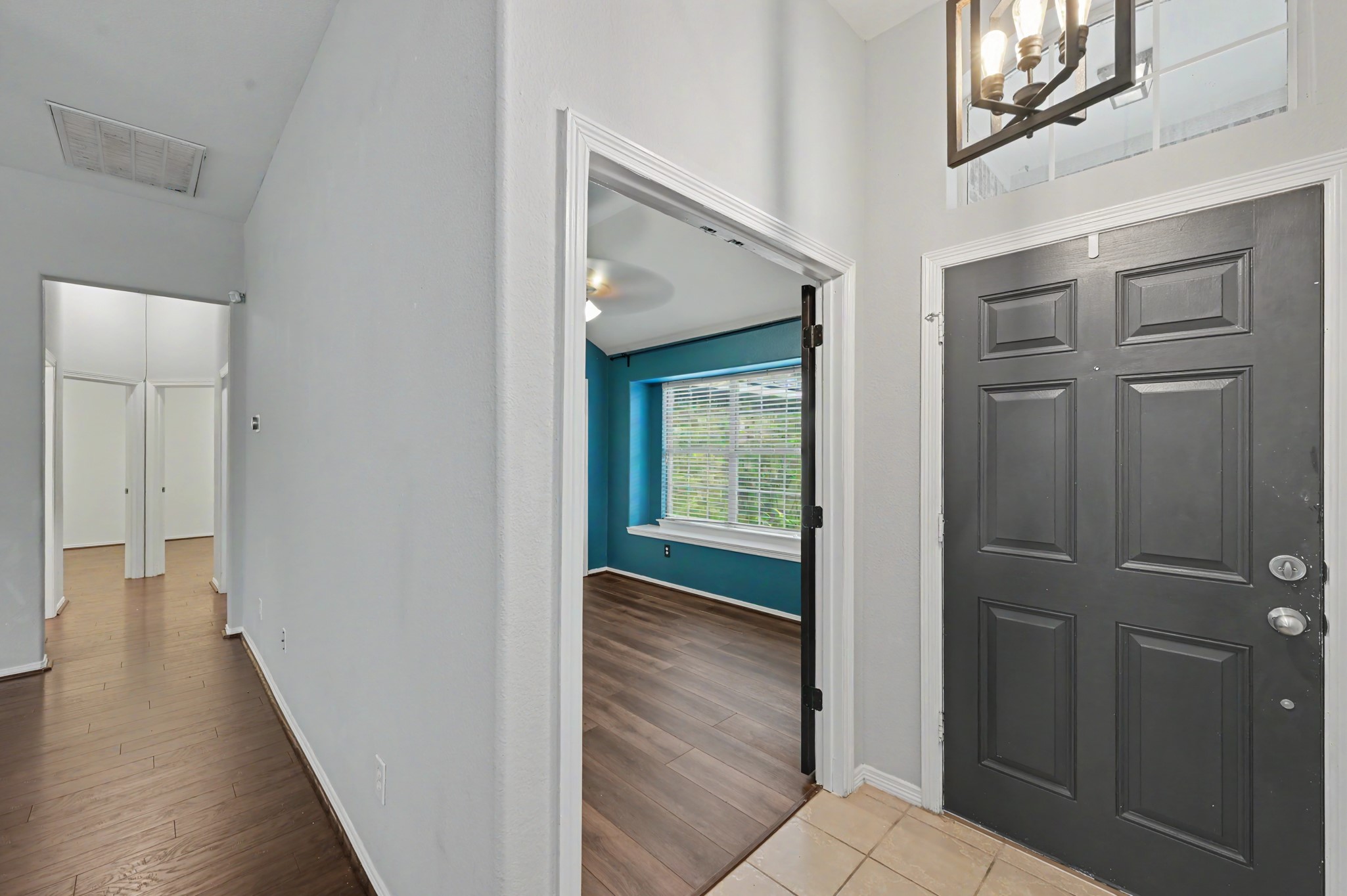 7023 Durango Creek Drive Property Photo 5