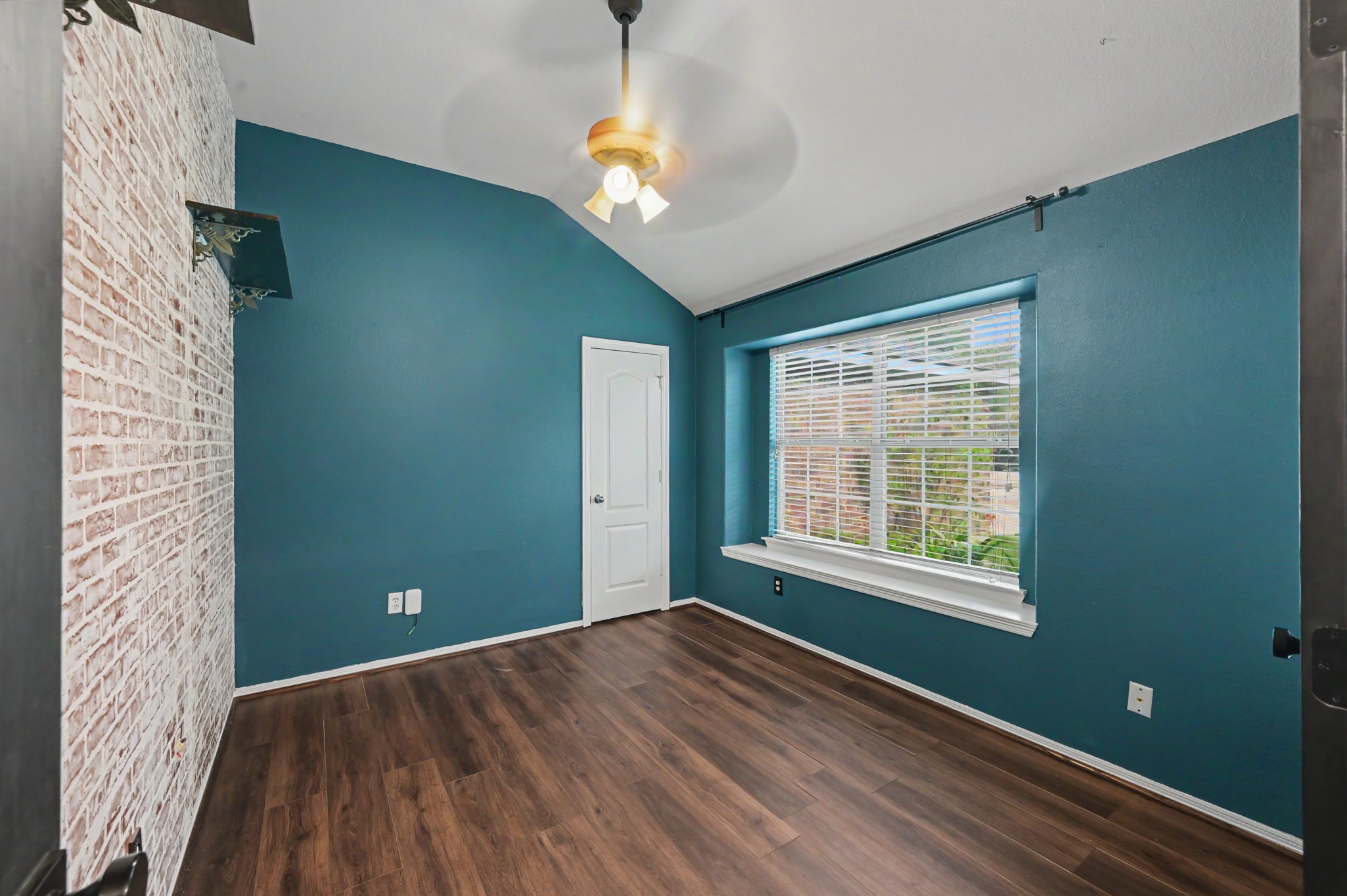 7023 Durango Creek Drive Property Photo 6
