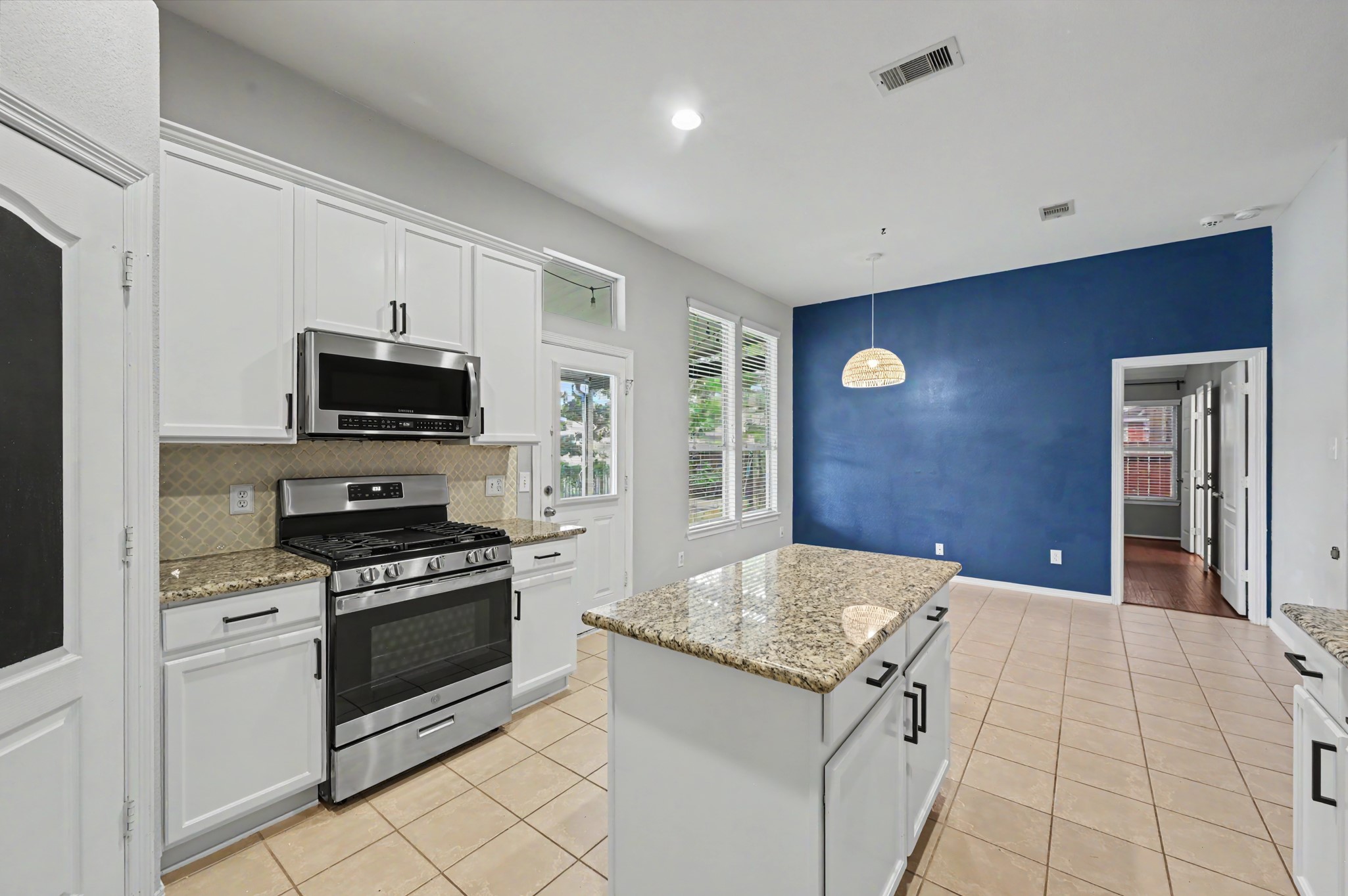 7023 Durango Creek Drive Property Photo 11