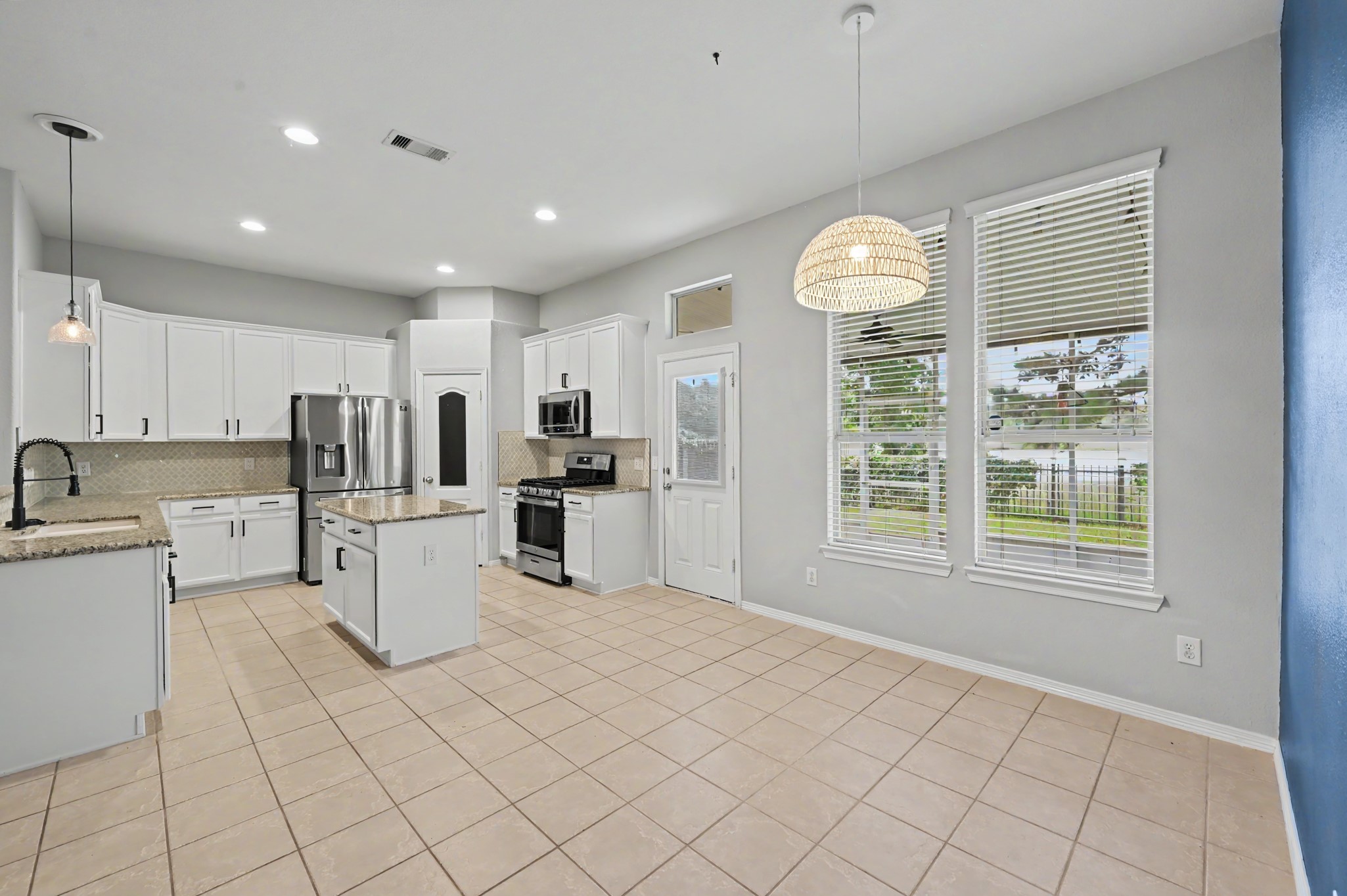 7023 Durango Creek Drive Property Photo 13