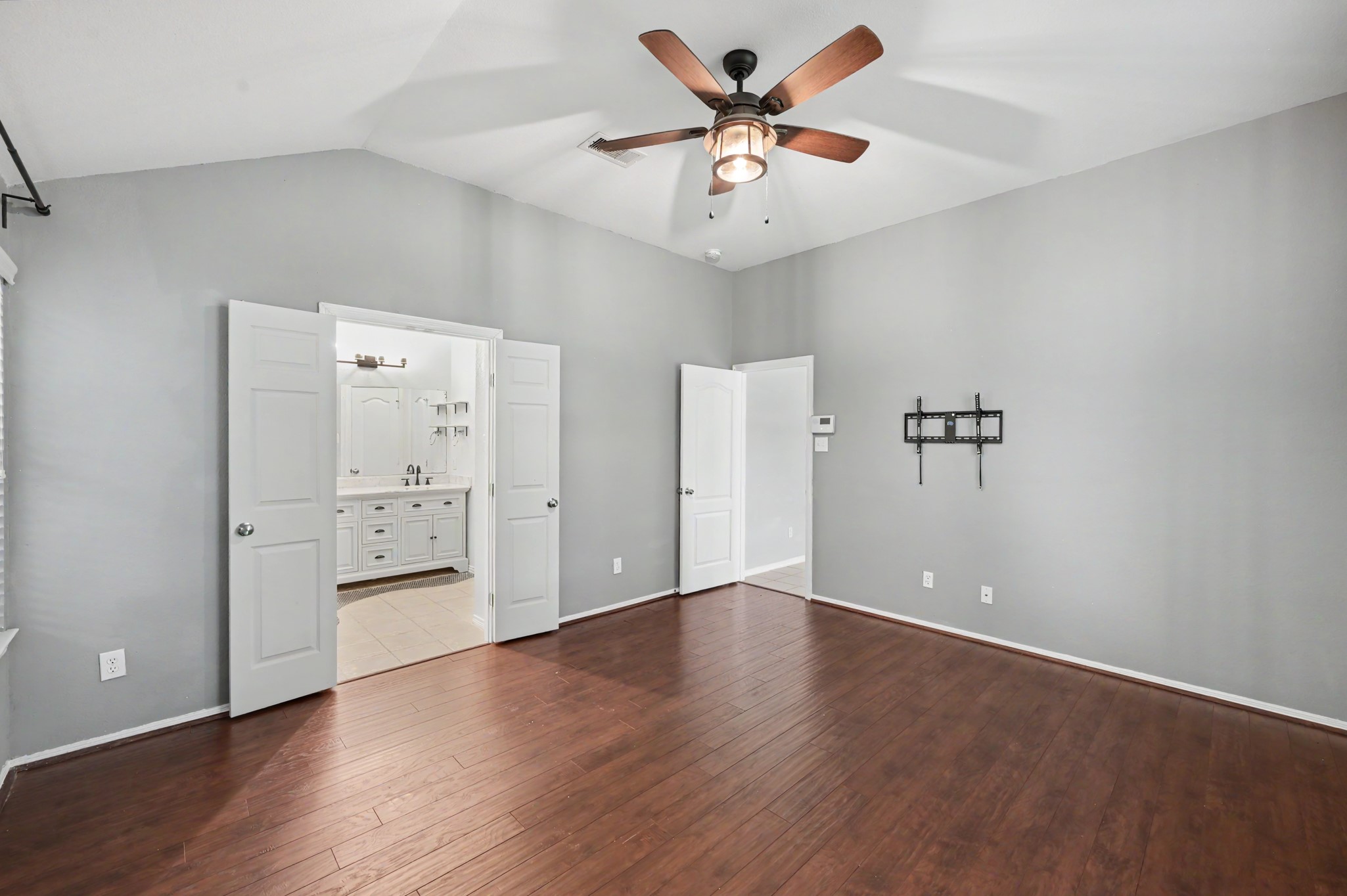 7023 Durango Creek Drive Property Photo 15
