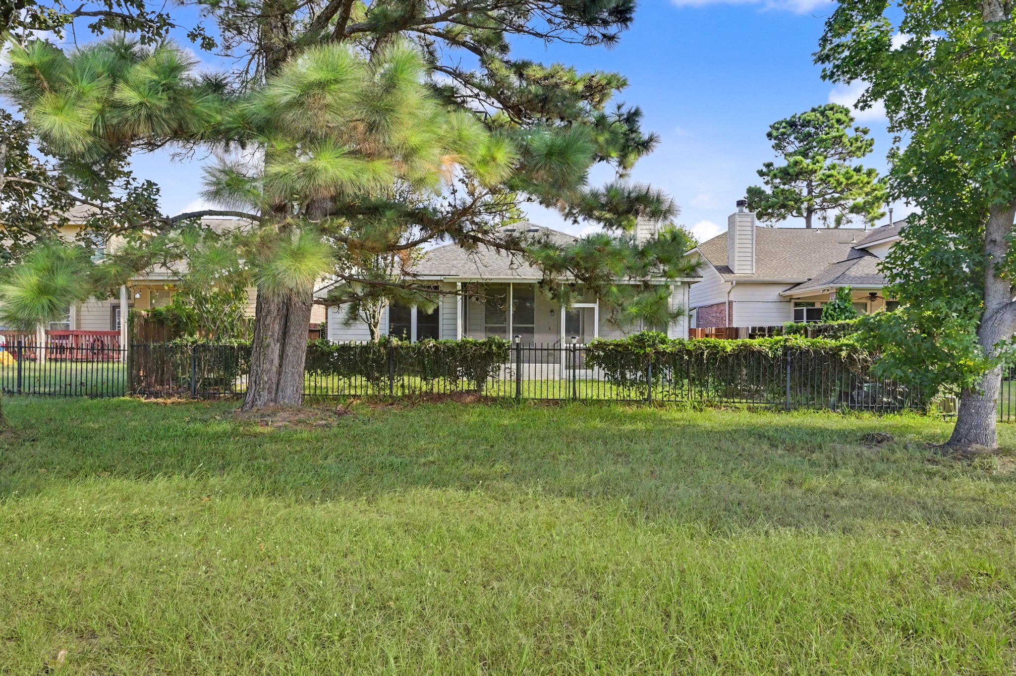 7023 Durango Creek Drive Property Photo 28