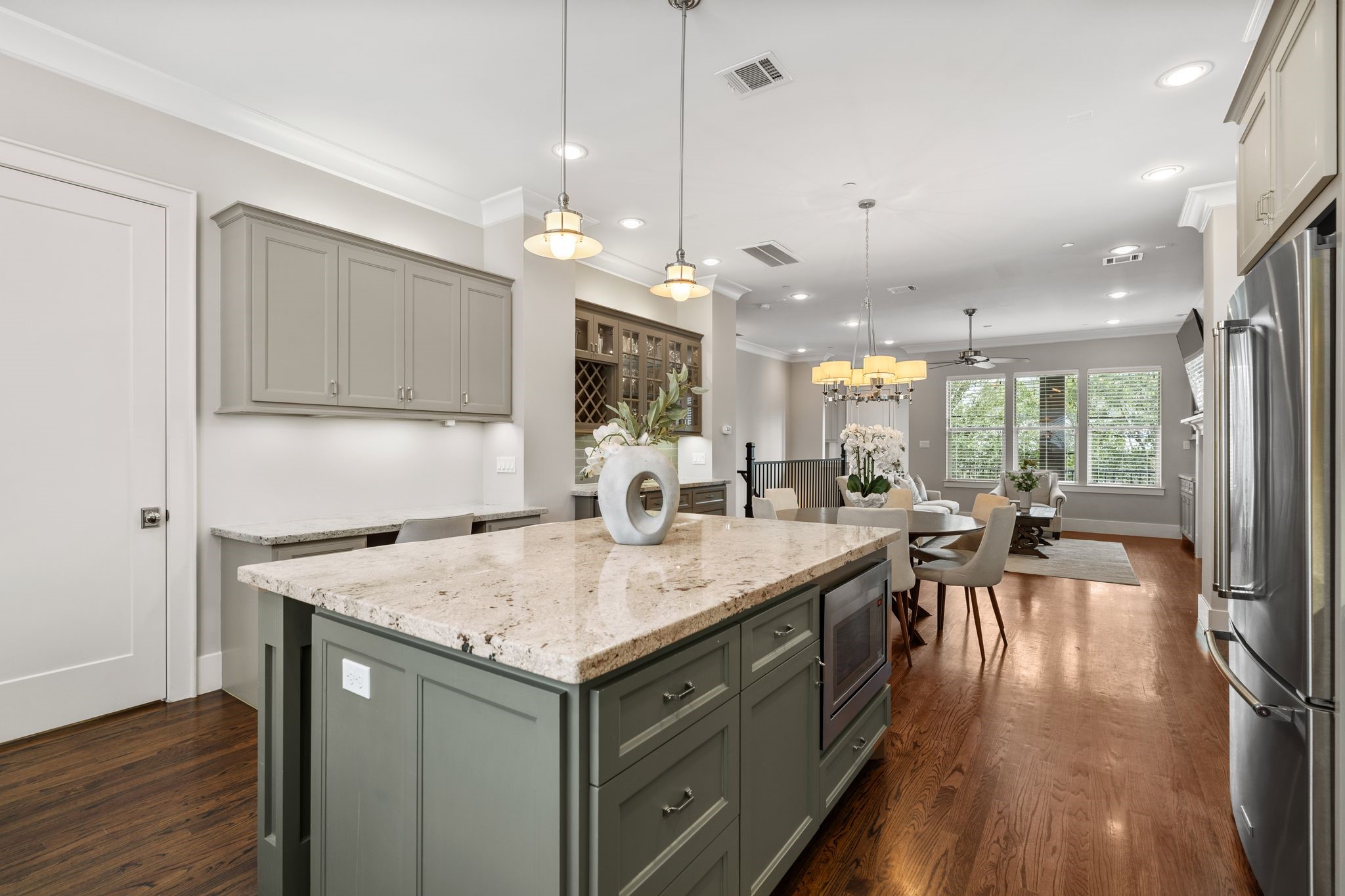 1104 W 22nd Street Property Photo 18