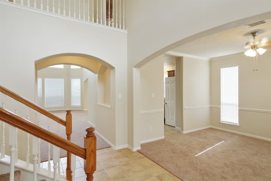 8922 Sailing Drive Property Photo 2
