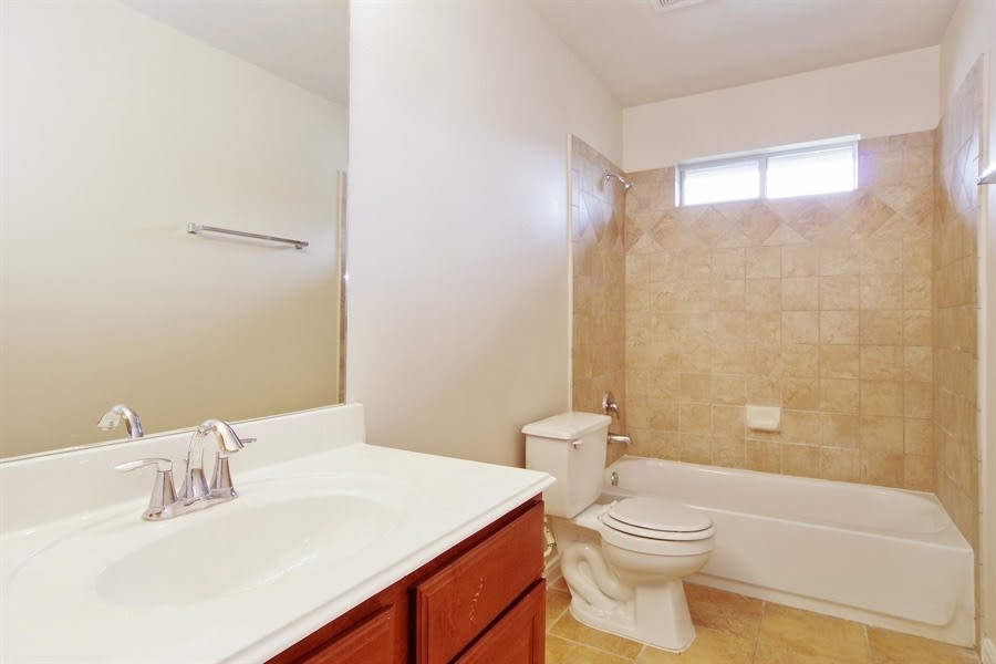 8922 Sailing Drive Property Photo 15