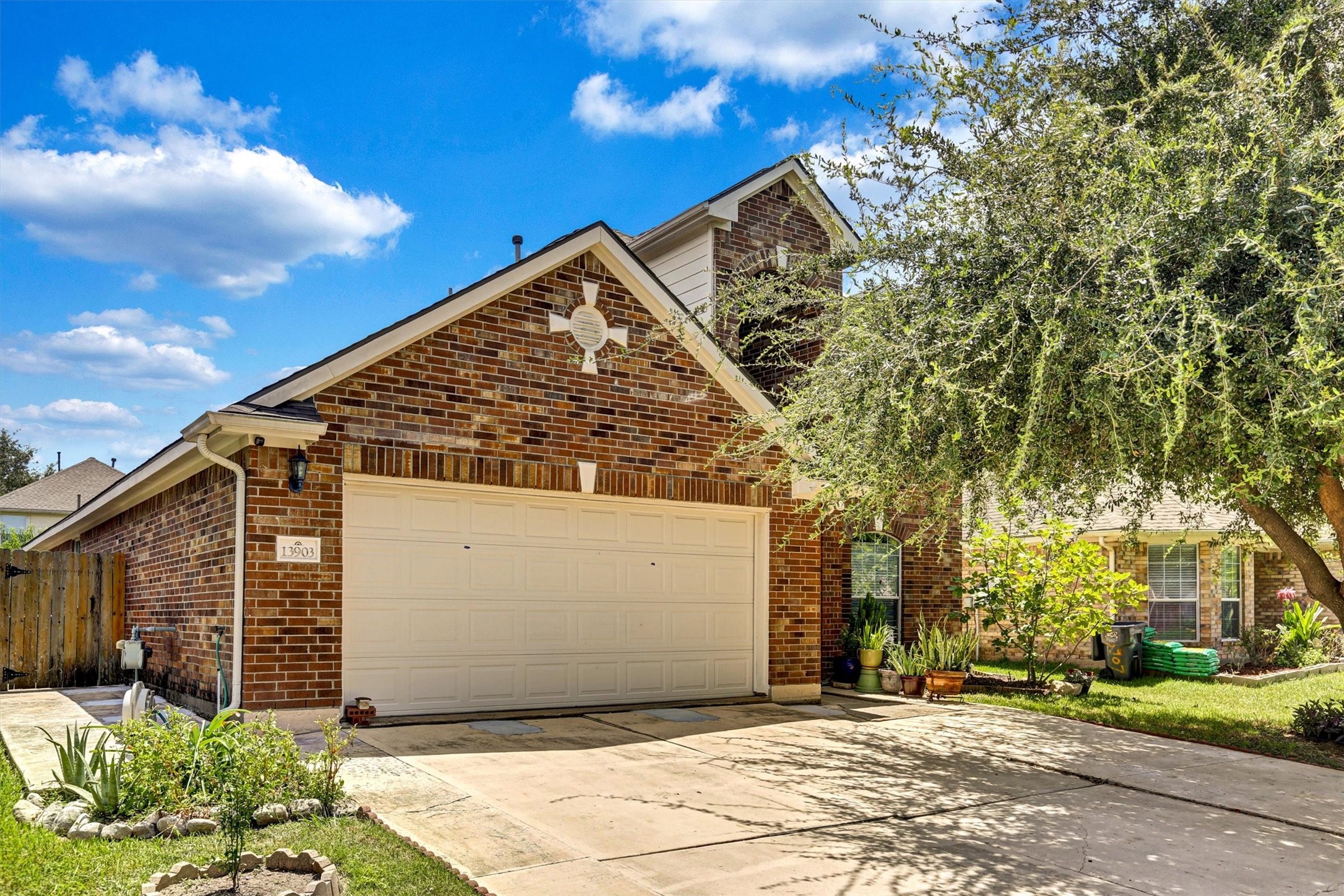 13903 Fort Nelson Drive Property Photo 3