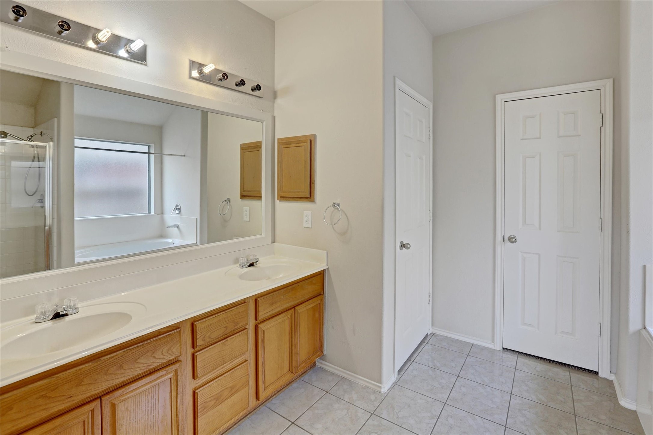 13903 Fort Nelson Drive Property Photo 30