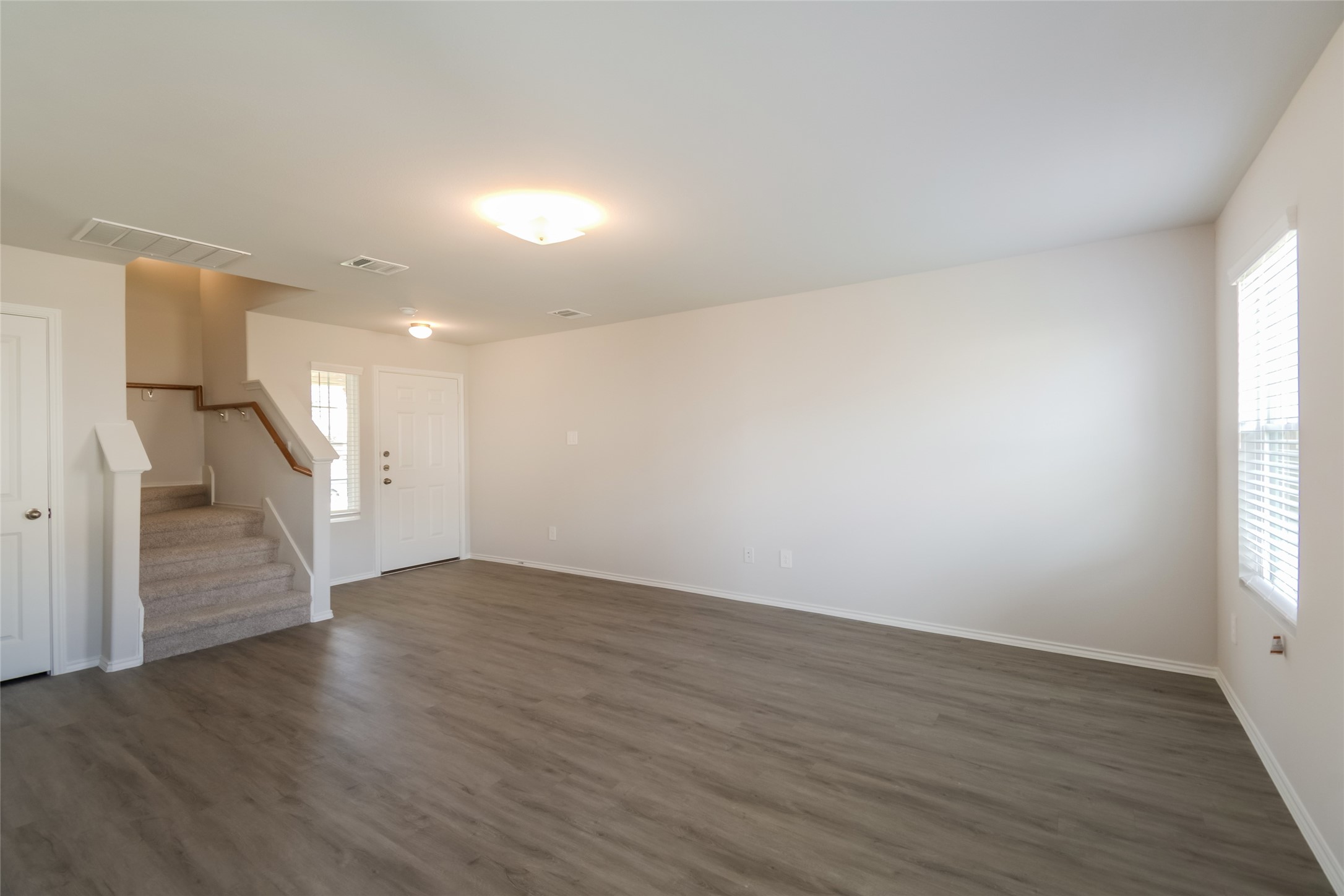 5023 Banyan Tree Trail Property Photo 6
