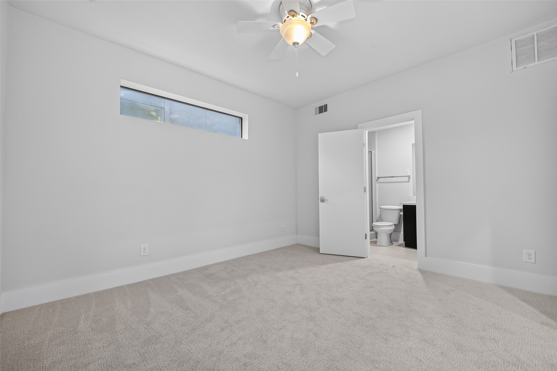 1715 Silver Street Property Photo 8