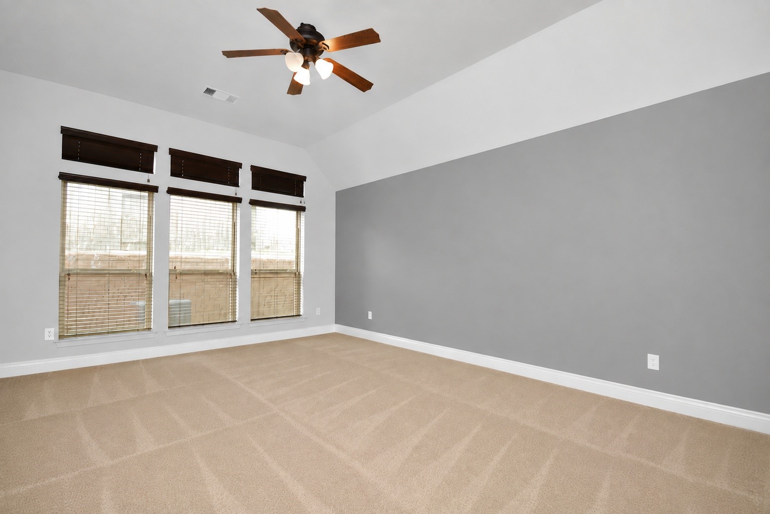 173 Pinnacle Ridge Dr Property Photo 10